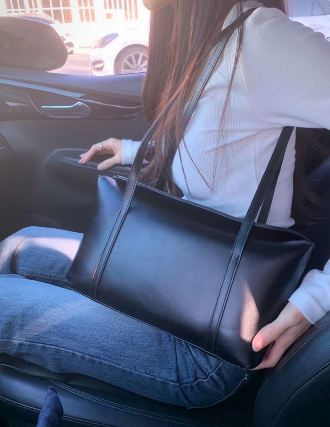 【 ‹◂ 店主自留💼容量級～日常上班OK！超特別復古感方型皮袋🤎 】 Classic Work Day Leather Bag(兩色入)