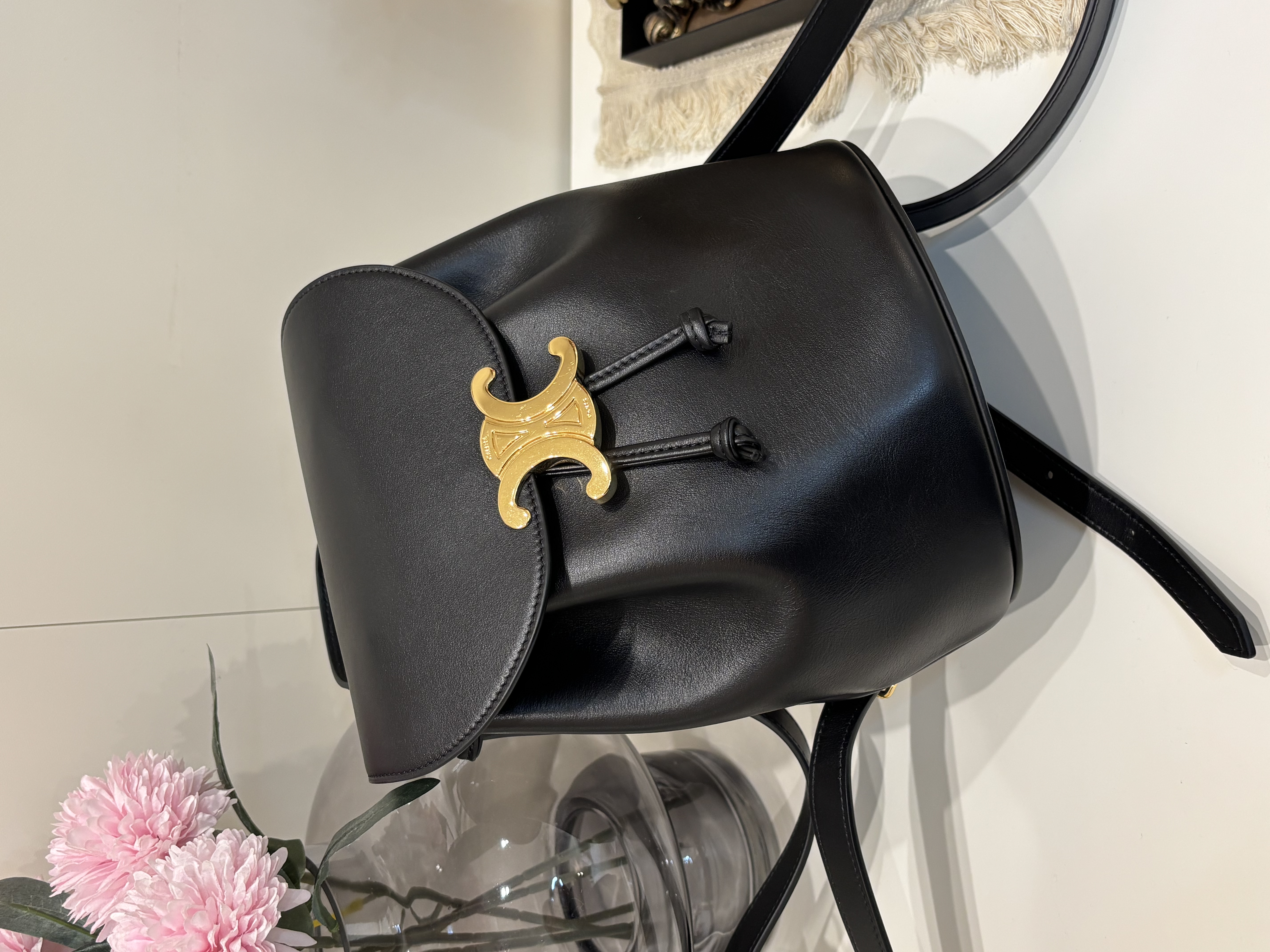 Celine Bonnie Backpack 黑色金扣 100%Authentic, 98%New ✅Dust bag