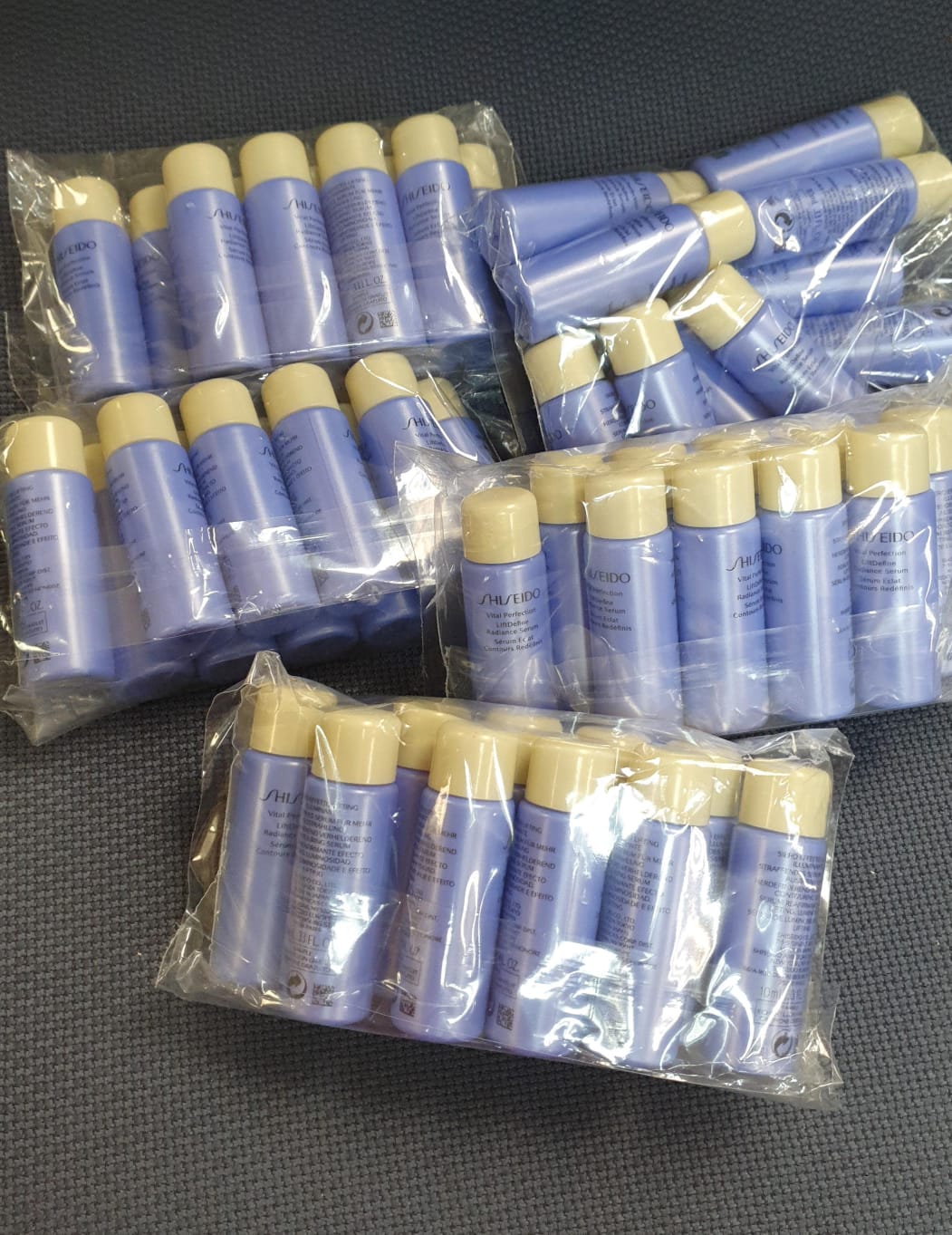 日本🇯🇵SHISEIDO VITAL PERFECTION 雙效緊緻亮白修護精華 10ml 香港專櫃貨