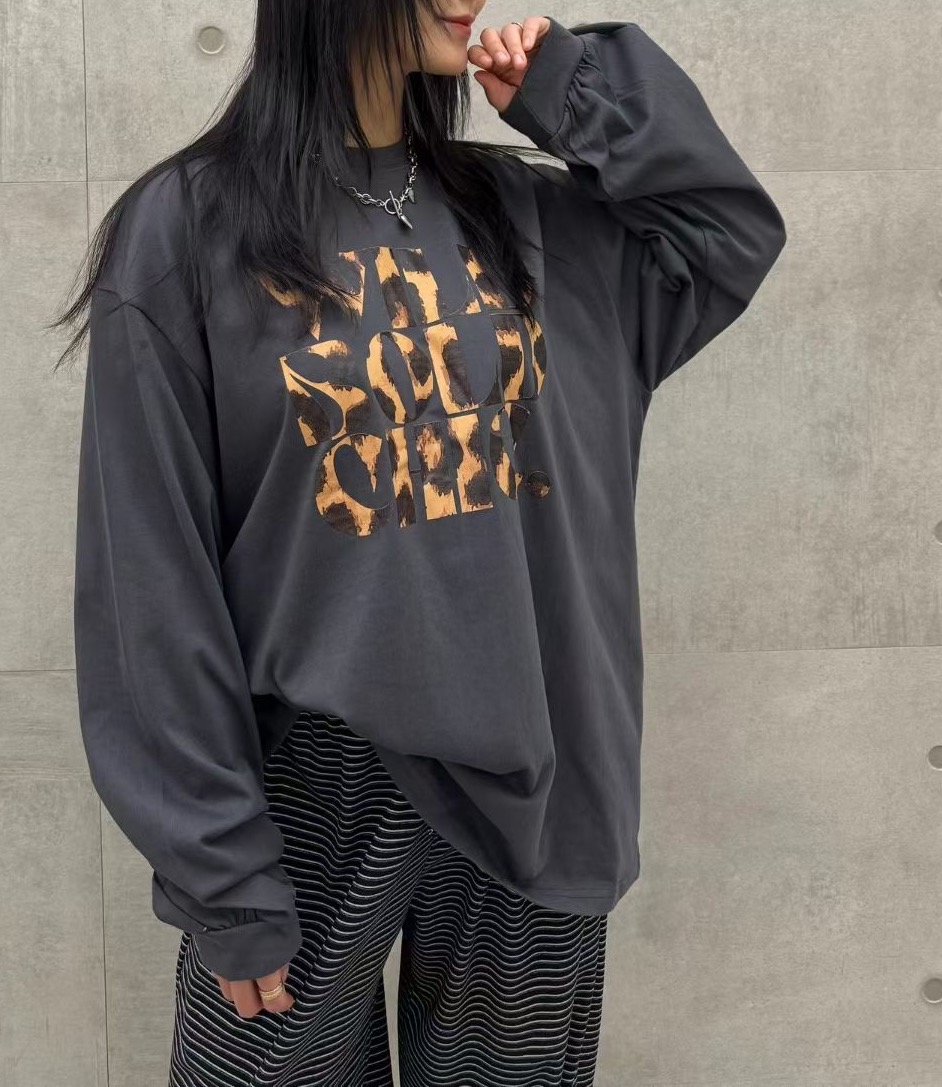 豹紋字印花長Tee