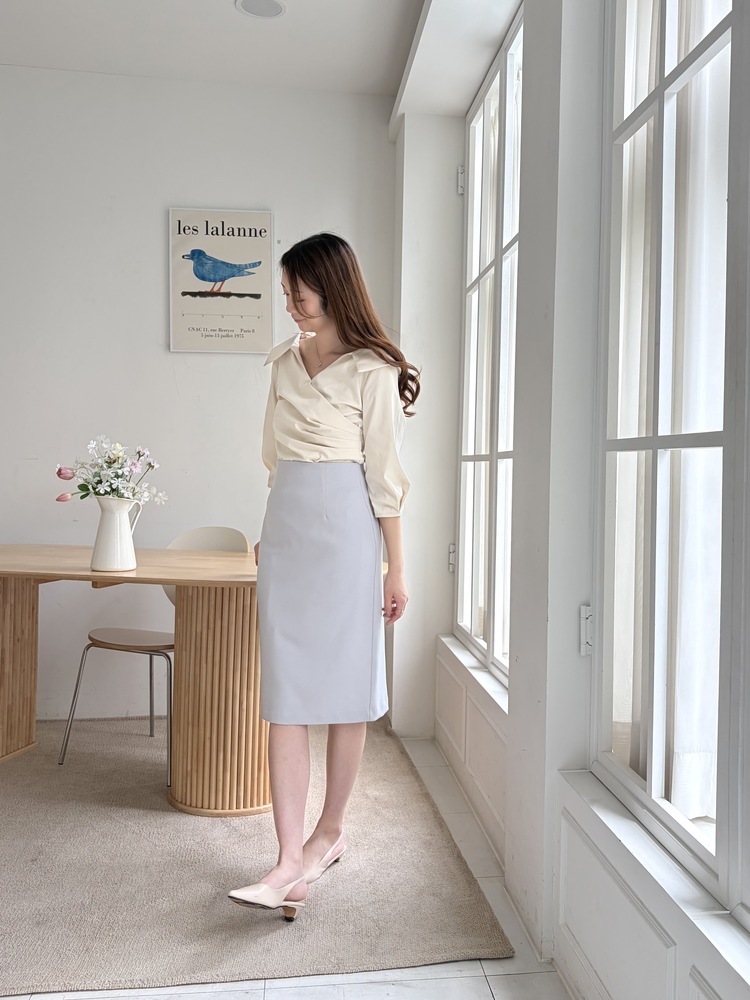 Leonie Tailored Midi Skirt (Misty Blue)