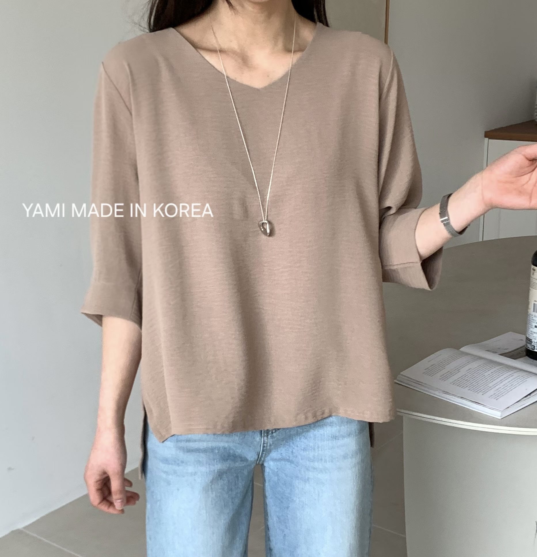 Made in Korea🇰🇷簡約V領top