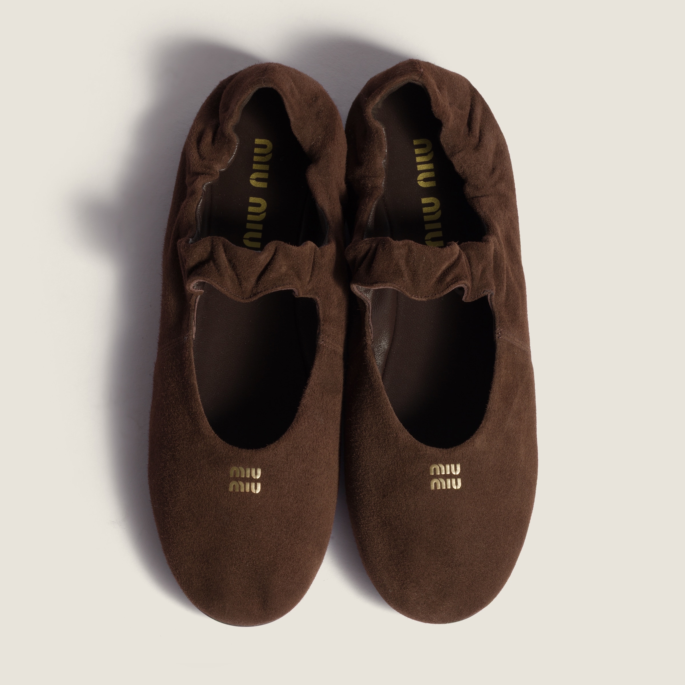 限時優惠✨新色🆕訂貨🍒MIUMIU Ruches suede Flat  Size 38 39 39.5 40 only