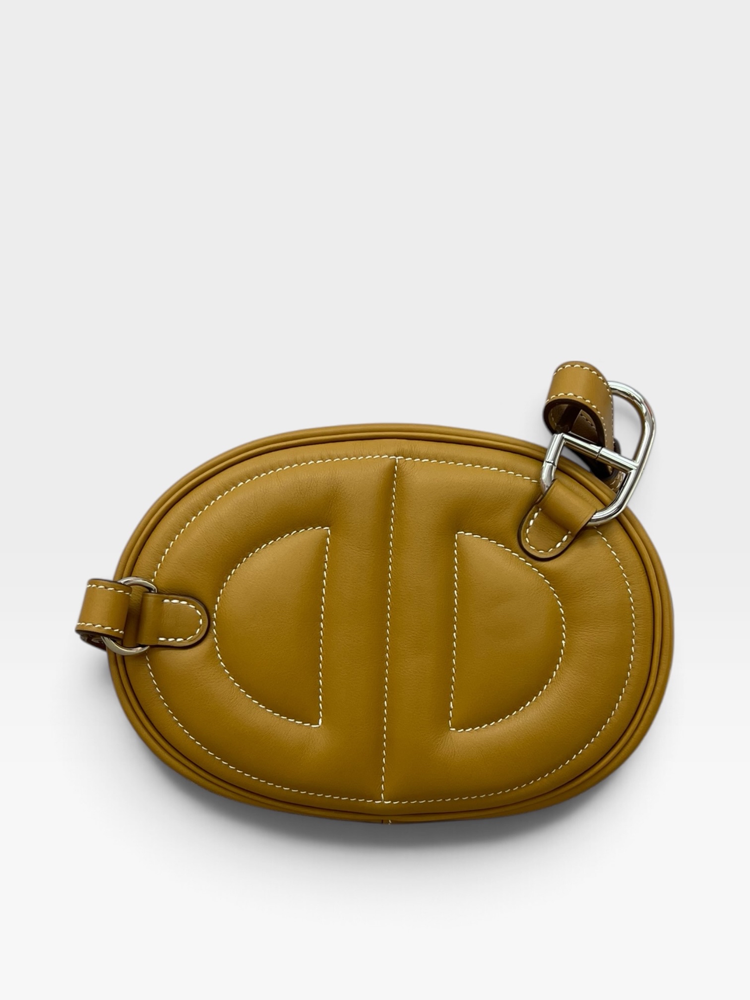 Pre-Owned Hermès In-the-Loop Belt Bag/ Stamp Y/ 102903