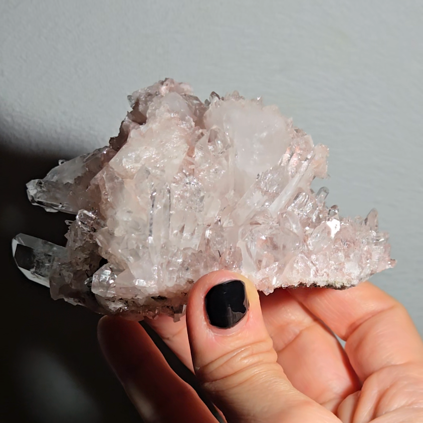Extra pink Pink Lemurian quartz cluster from Colombia - LQ183