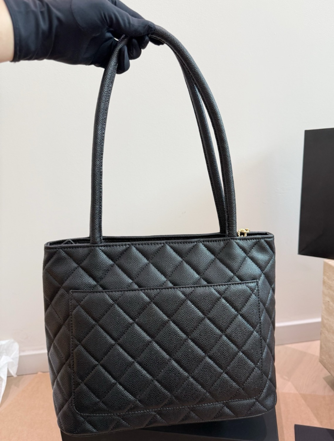 Chanel希爾頓金幣包🤭 禮盒裝