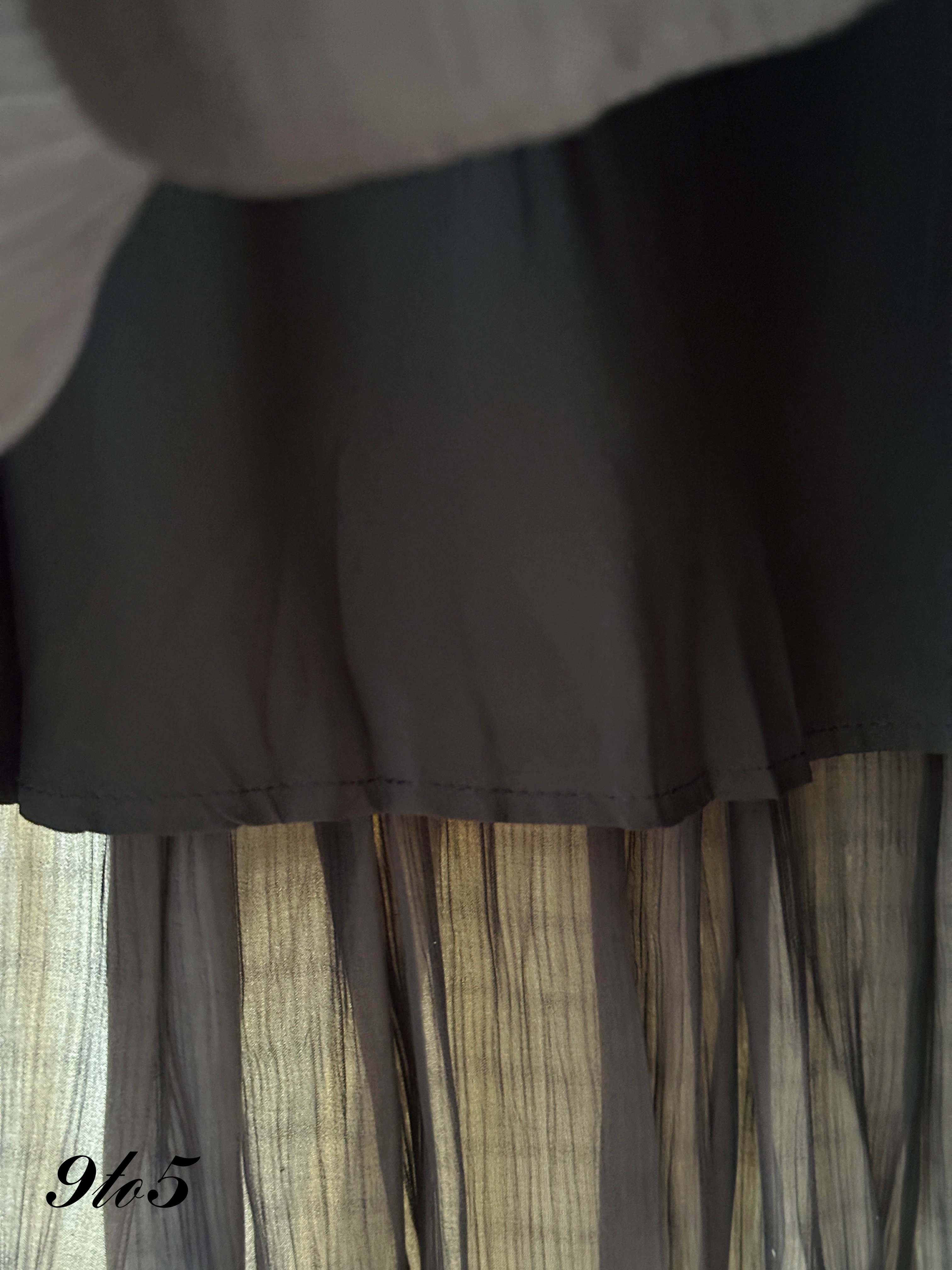 S1788 Pleated Layered Skirt - Black & Cream