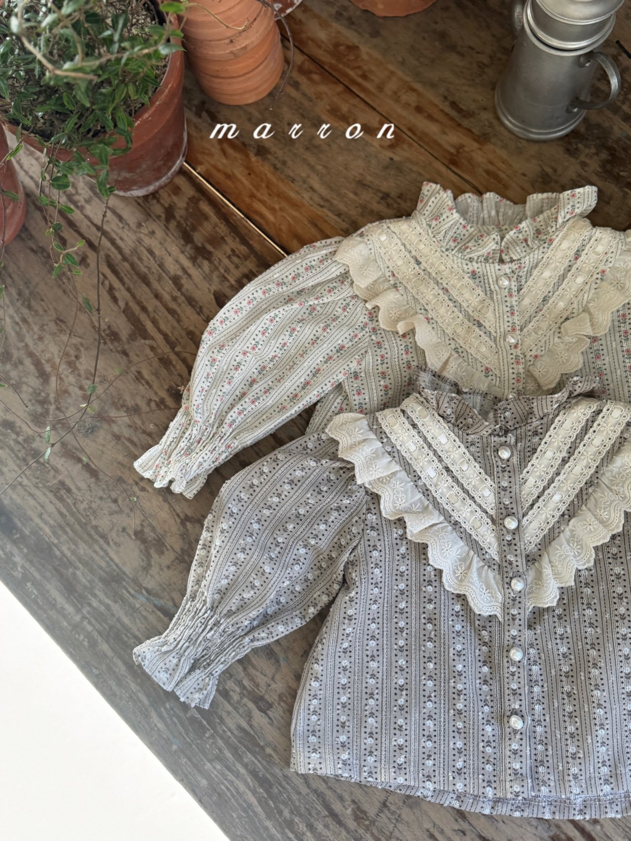 🇰🇷Marron blouse