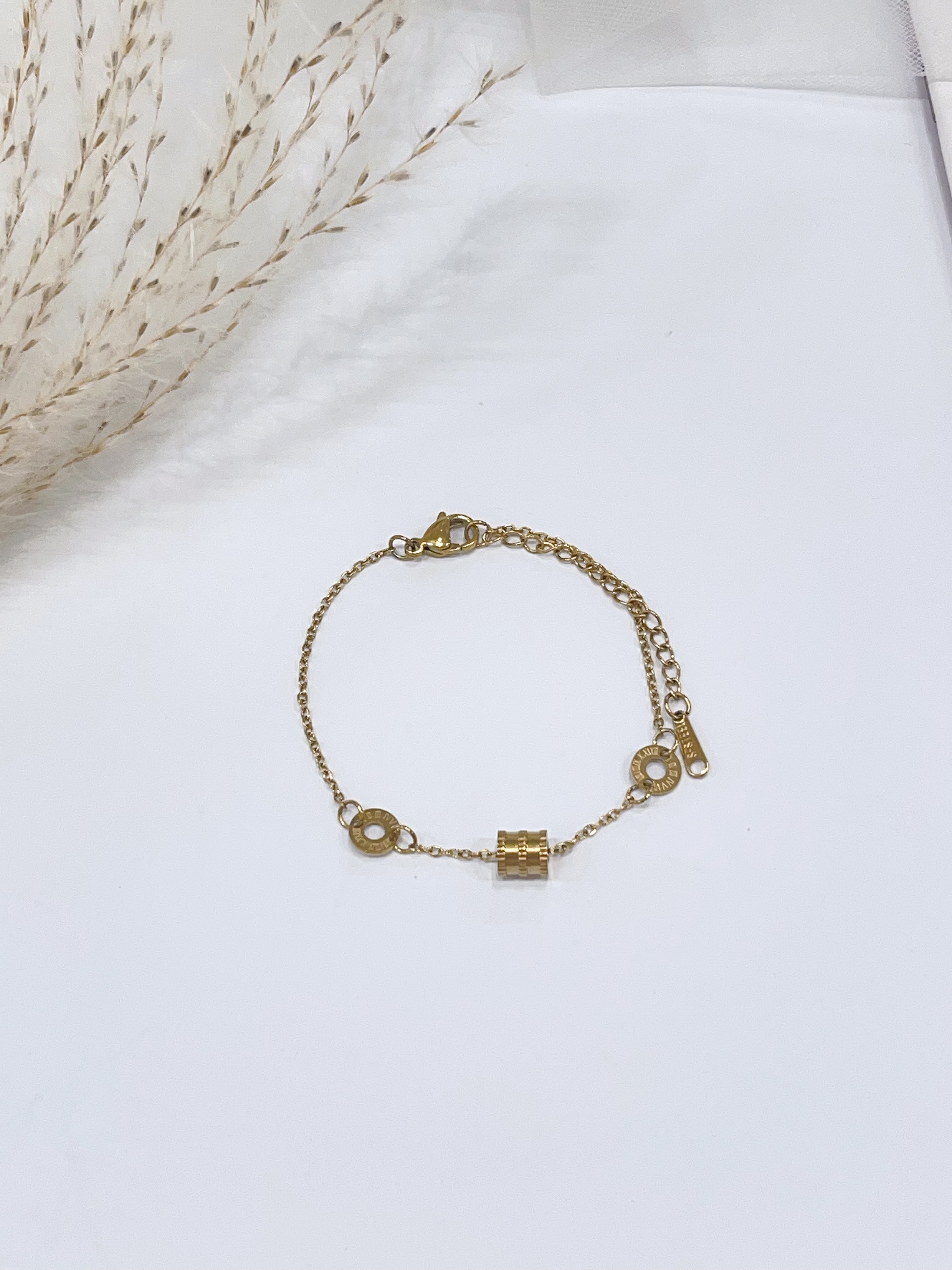 金色简约小圈钛钢手链