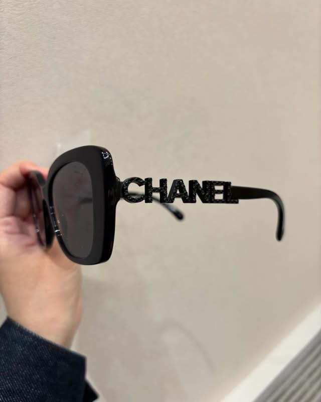 CHANEL Sunglasses 5422-B太陽眼鏡 100%Authentic,98%new  ✅眼鏡盒✅外盒
