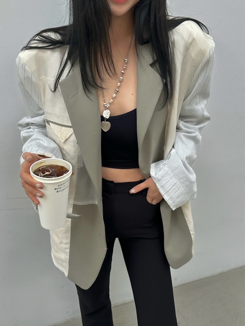 (2026FW) 81MARKET - REVERSIBLE BLAZER
