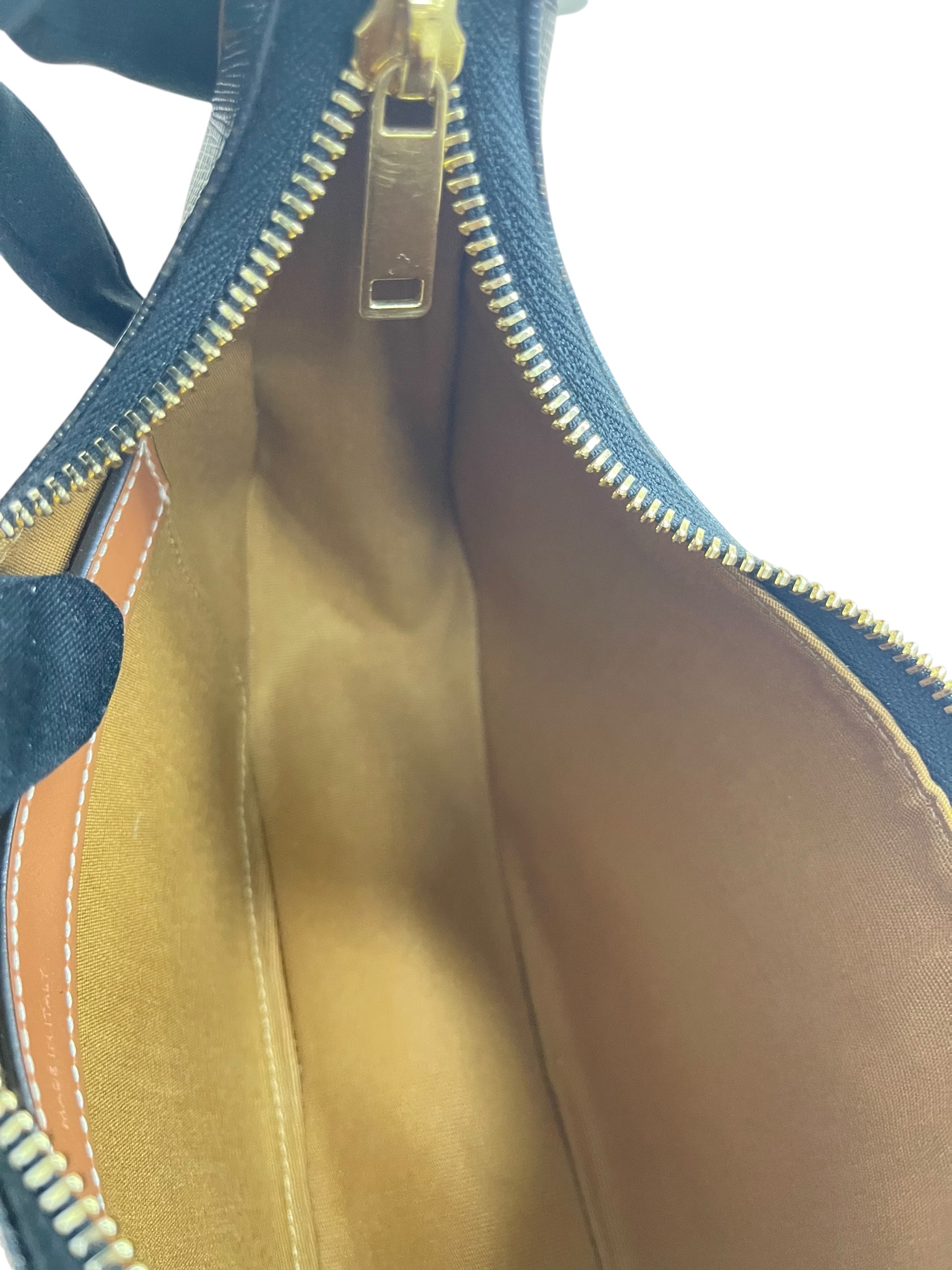 Pre-owned Celine Ava Bag / Product Code: 26061010