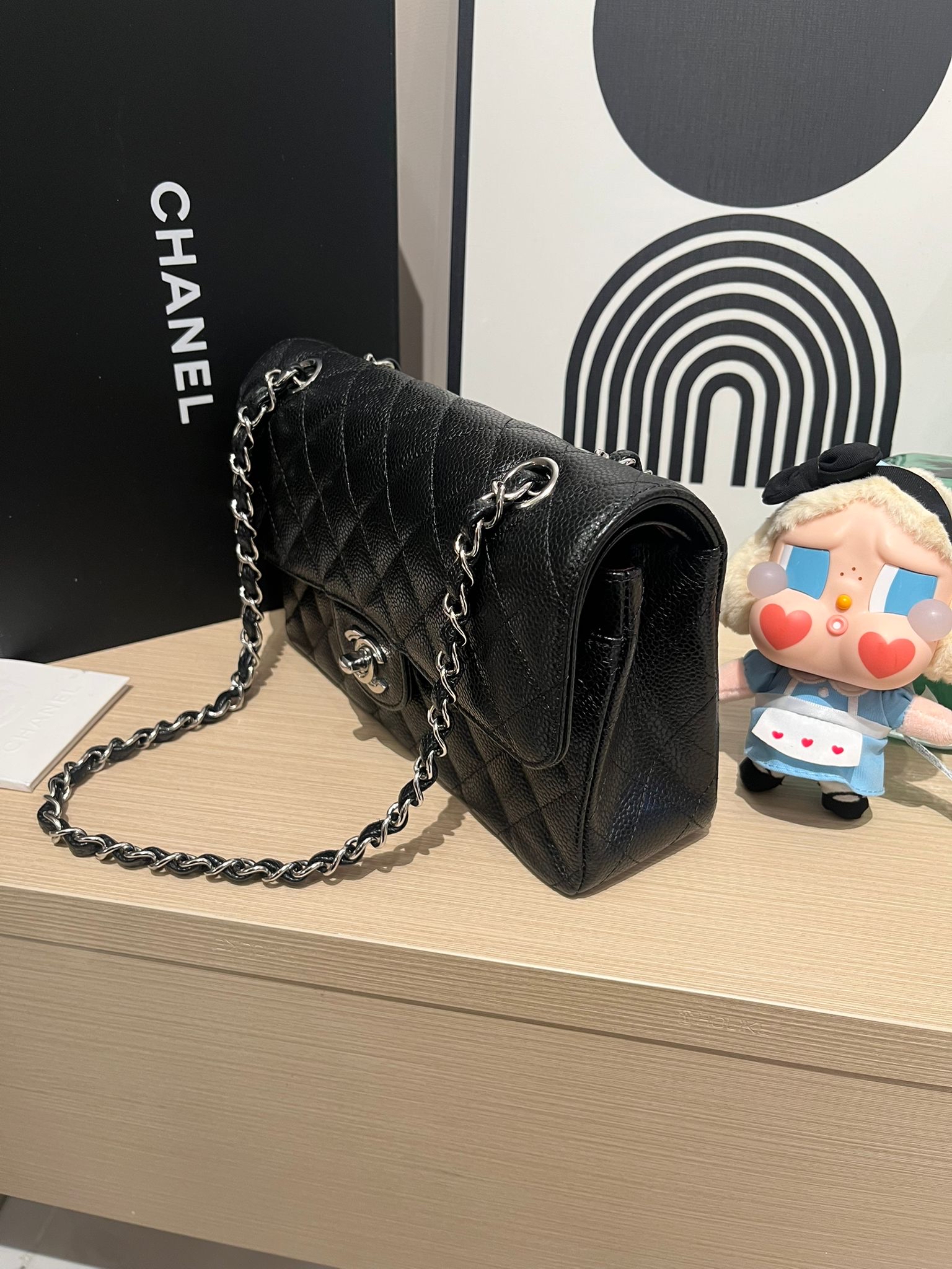 CHANEL classic flap small 23cm A01113 CF23 黑色魚子醬牛皮銀扣,100%Authentic,99%new  ✅ 香港專門店收據✅晶片✅塵袋✅box  