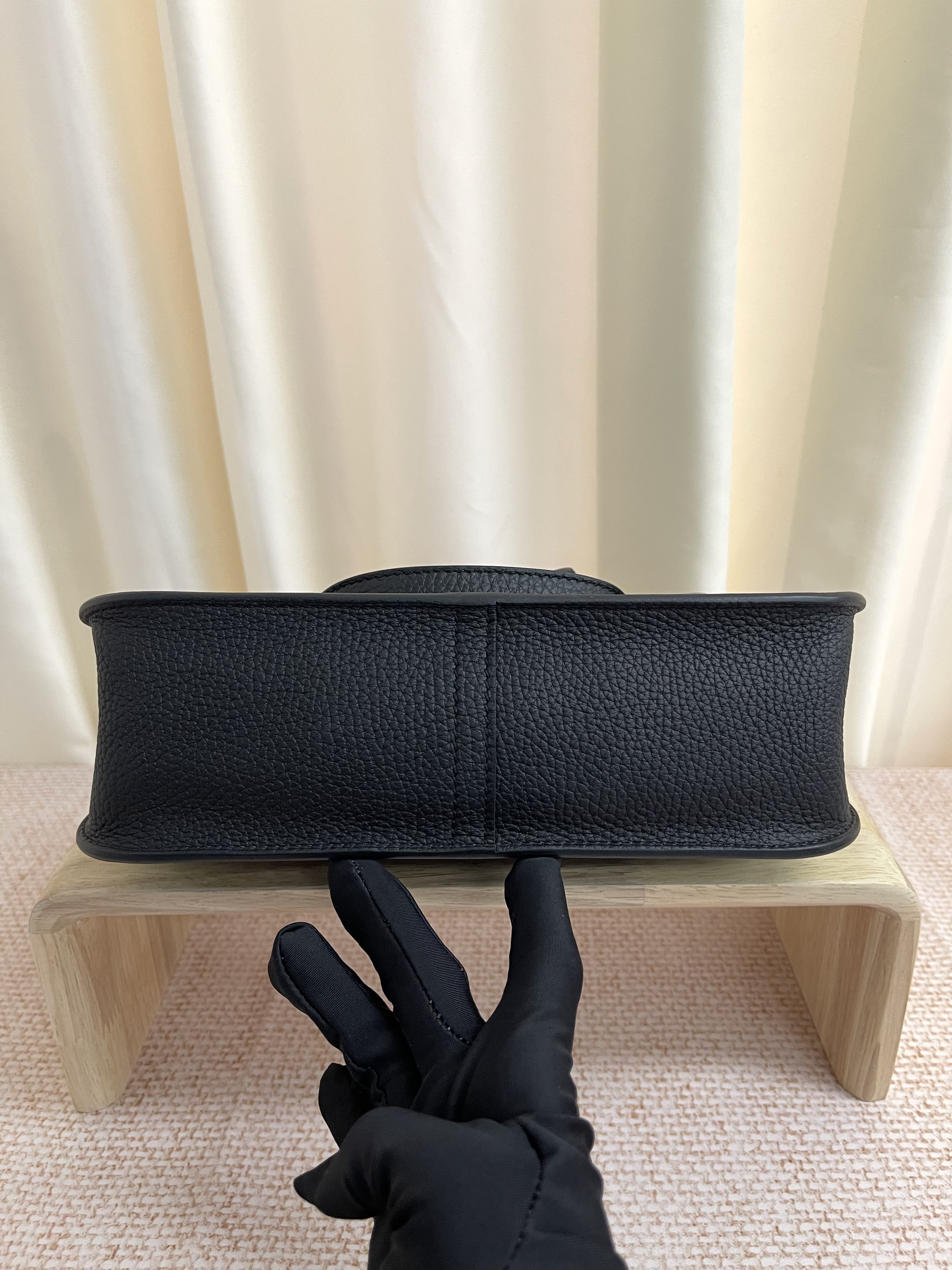 Pre-owned Hermes Halzan / Stamp B/ Product Code: 26021114