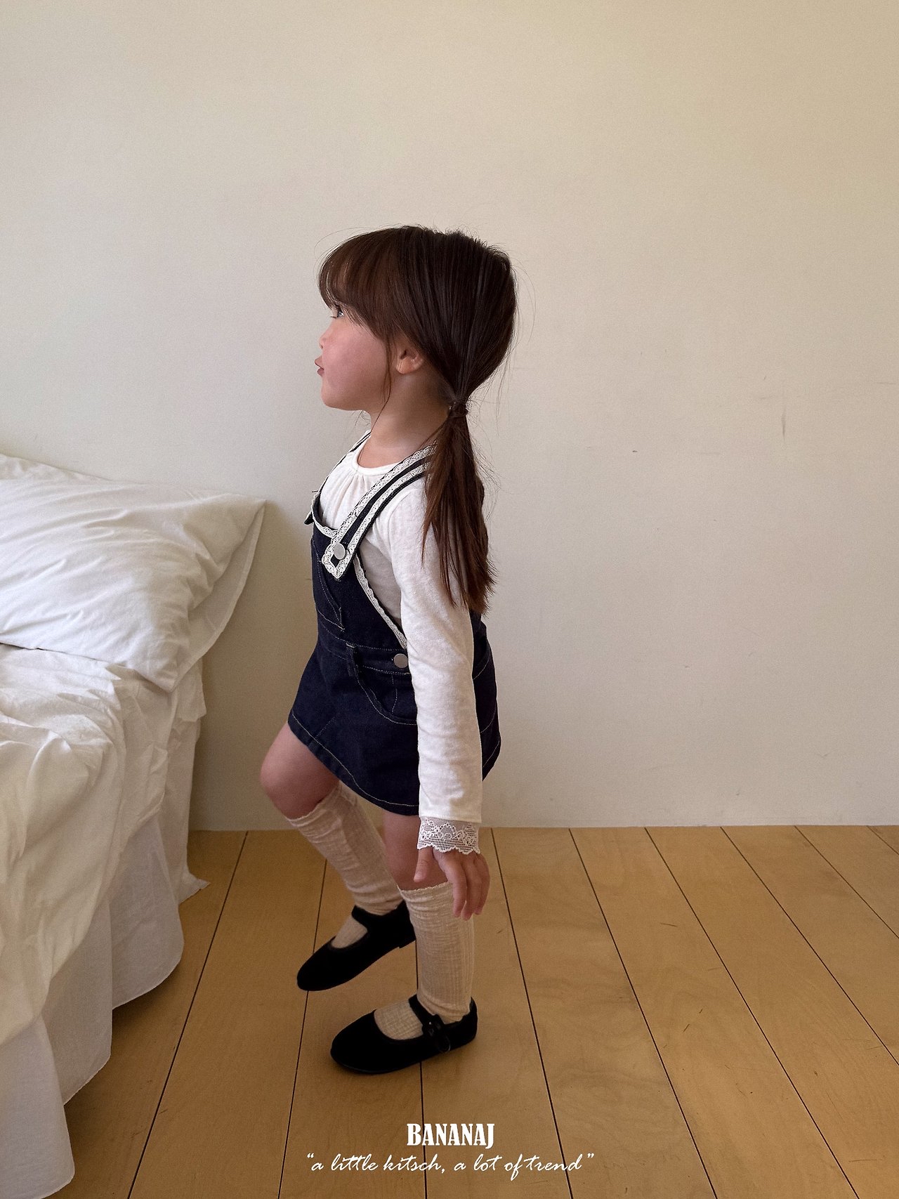 Bananaj | Lace Suspender Dress