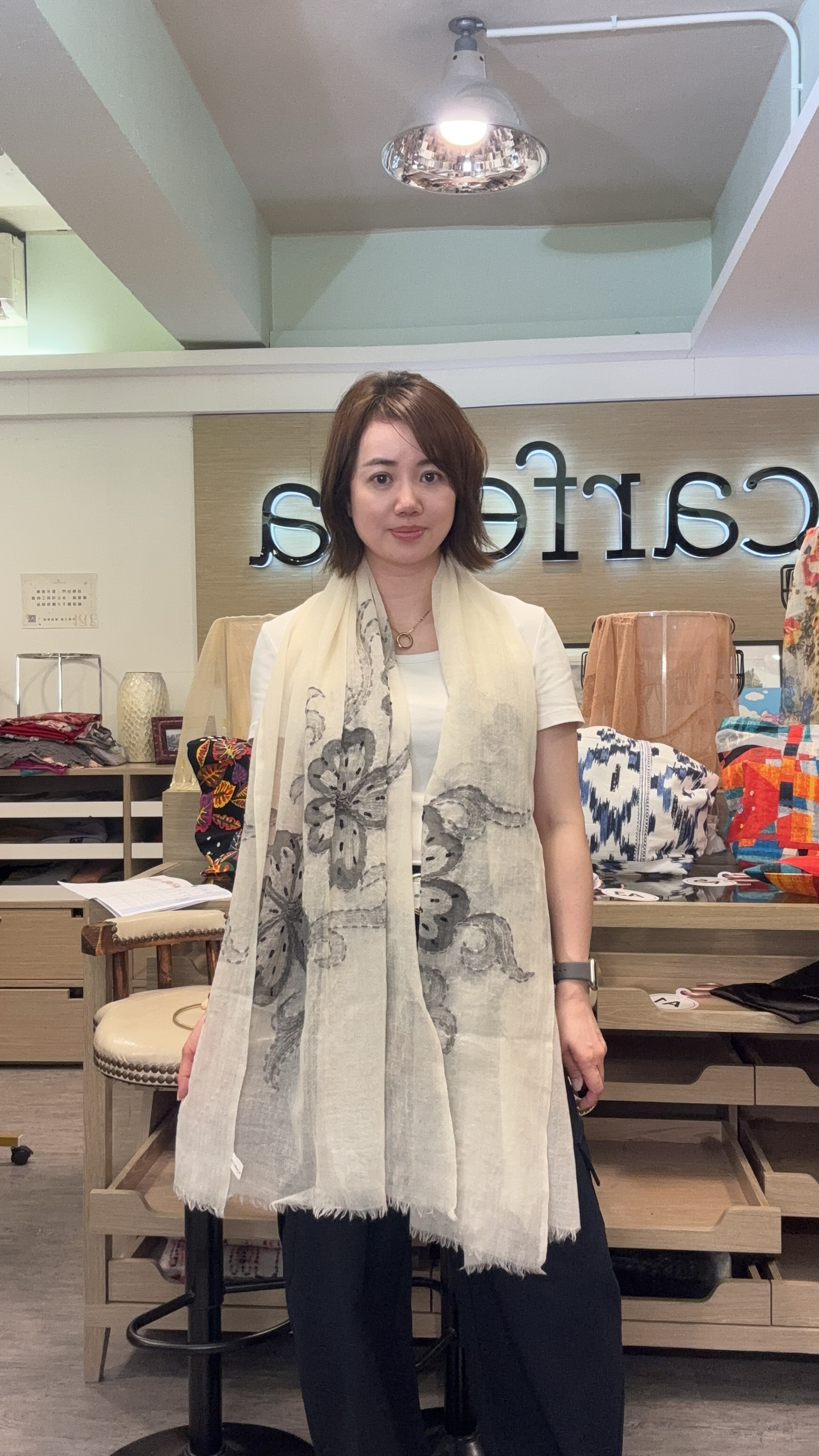 [訂購] A36 印度手工刺繡 Scarf 