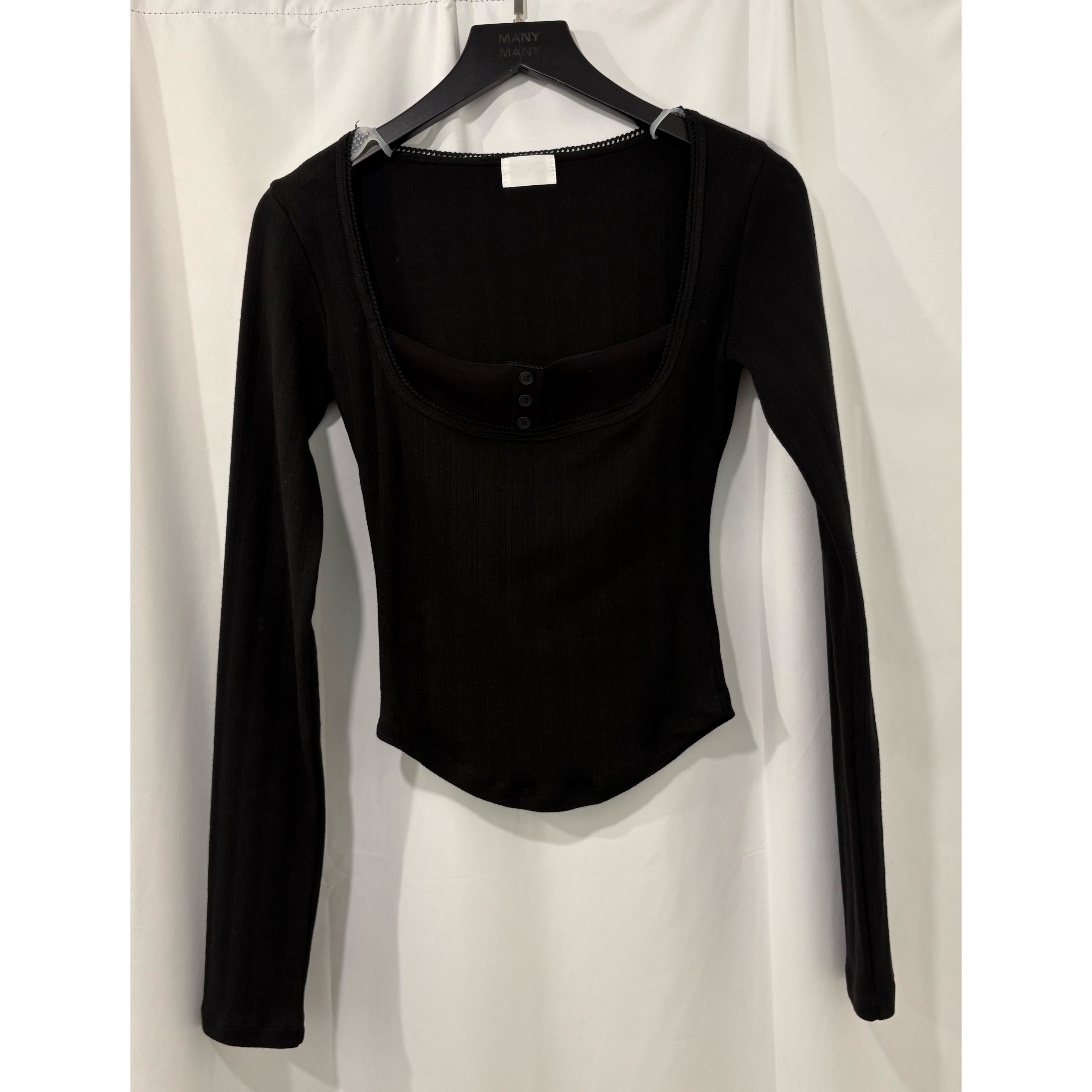 新品價11月1截單🧸2610L《LAYER SQUARE NECK TOP》