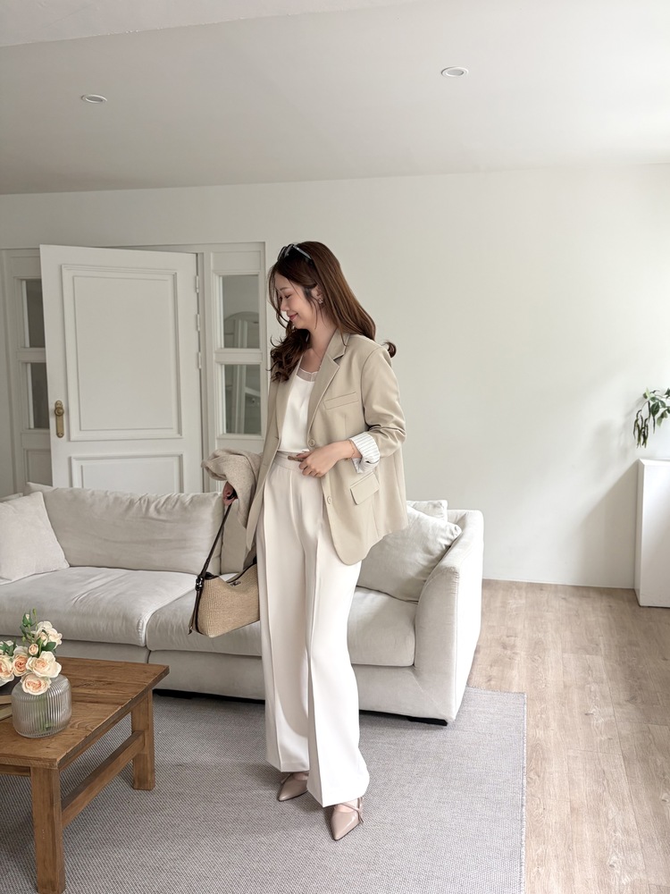 Charlyne Seamless-Front Slacks (Ivory)
