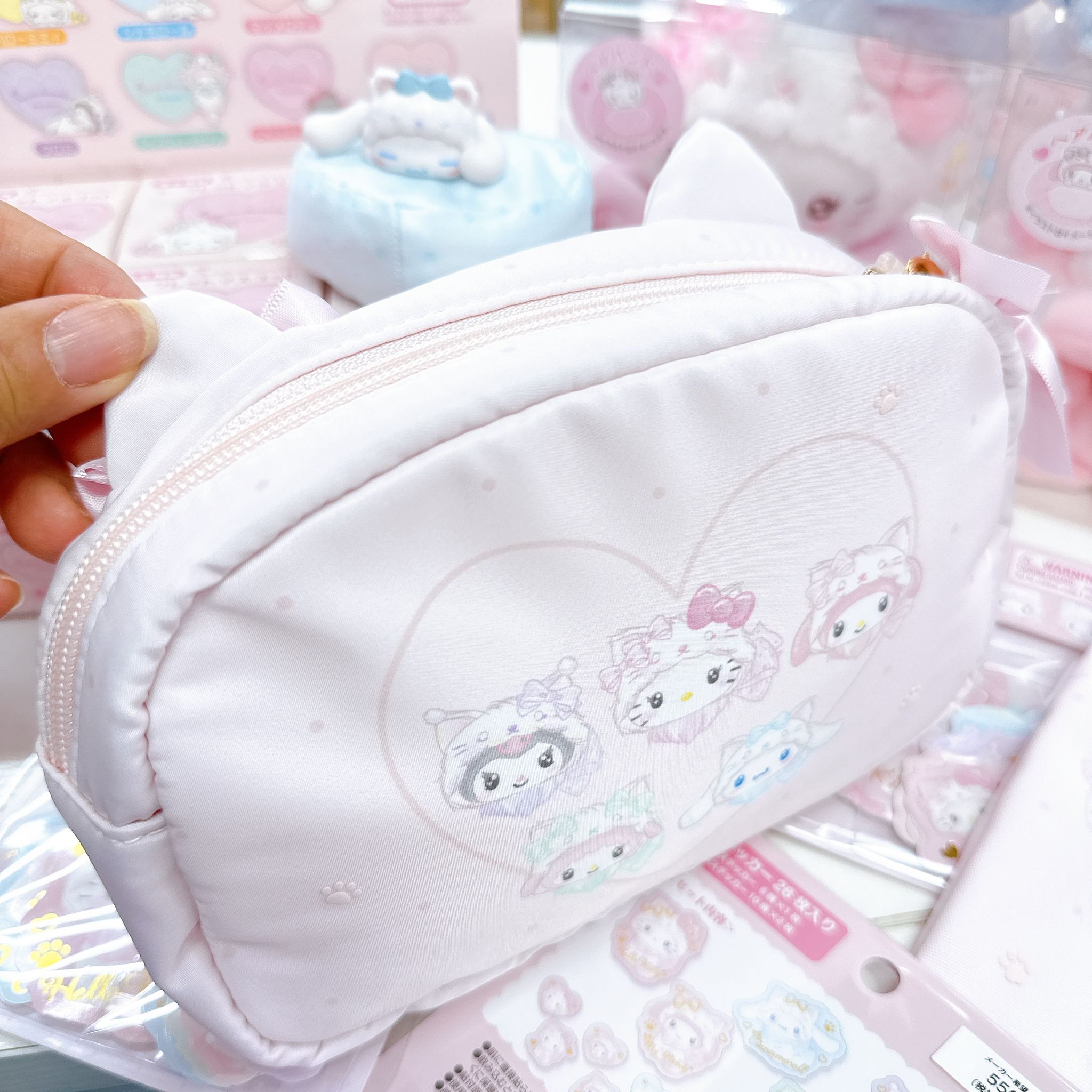 日本直送sanrio 貓咪系列化妝袋
