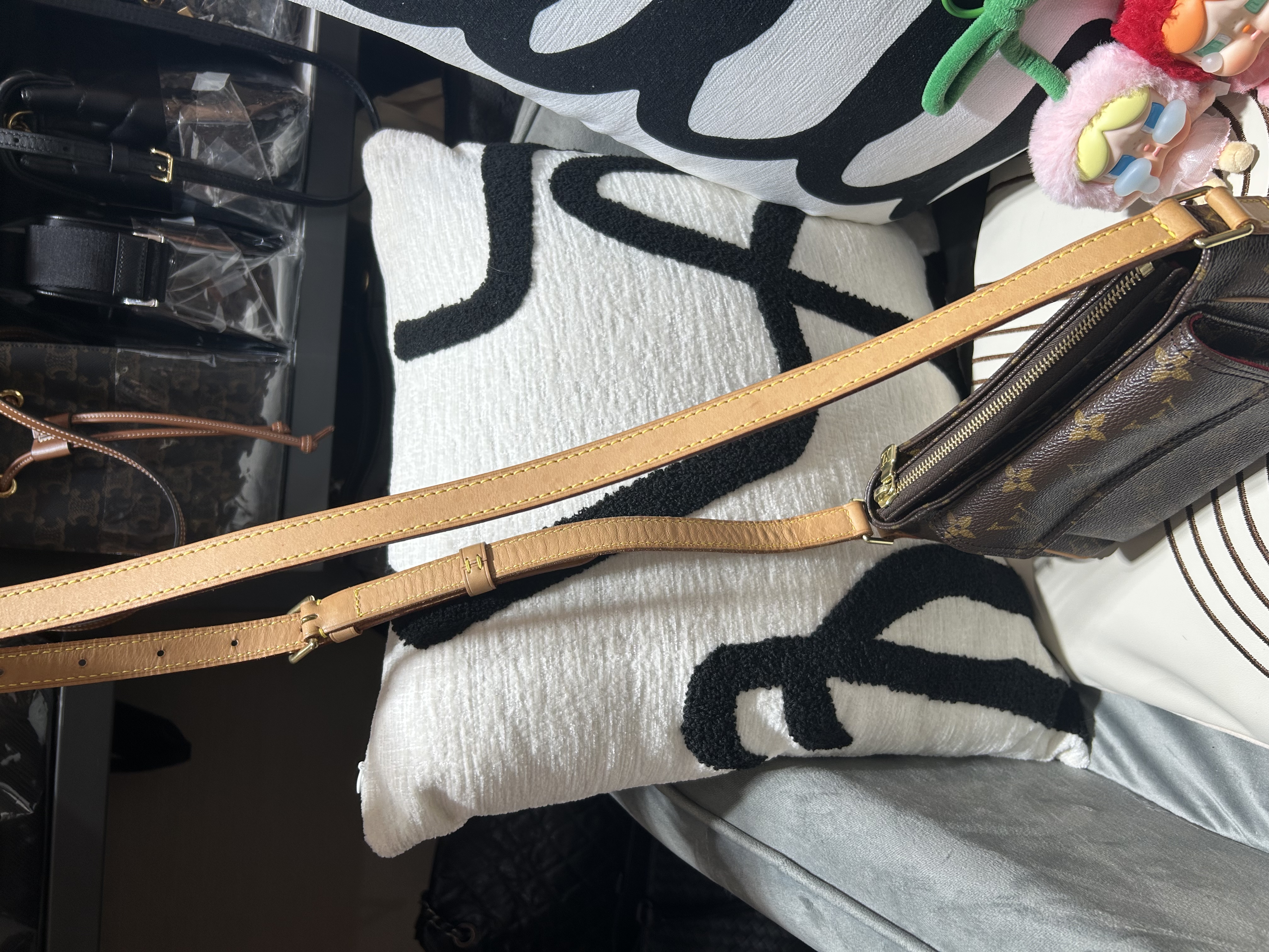 LV Cite PM Monogram 100%Authentic, 90%New ✅Dust bag