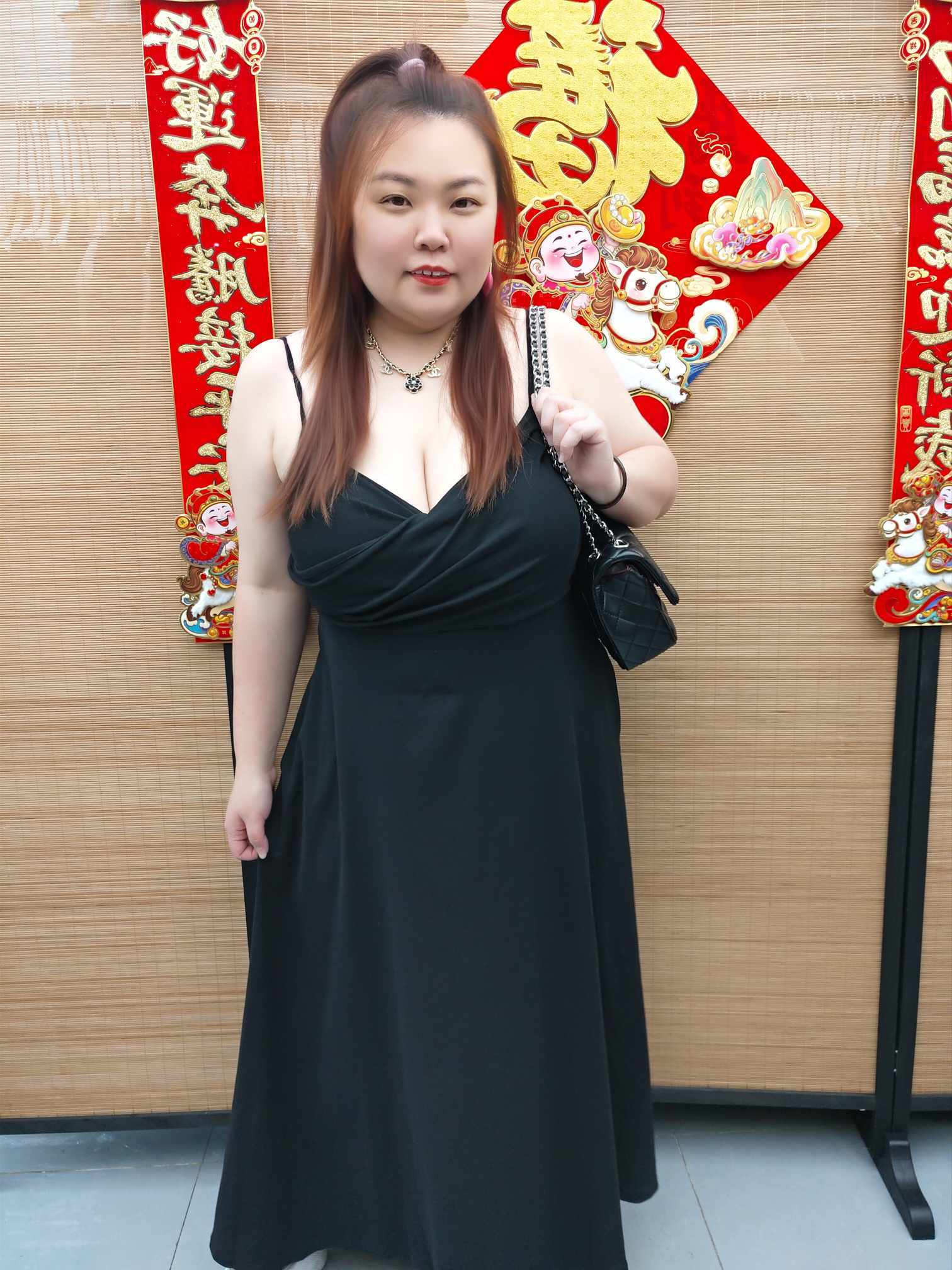 DDH08 8089(B13) 褶皱性感吊带附垫长连衣裙