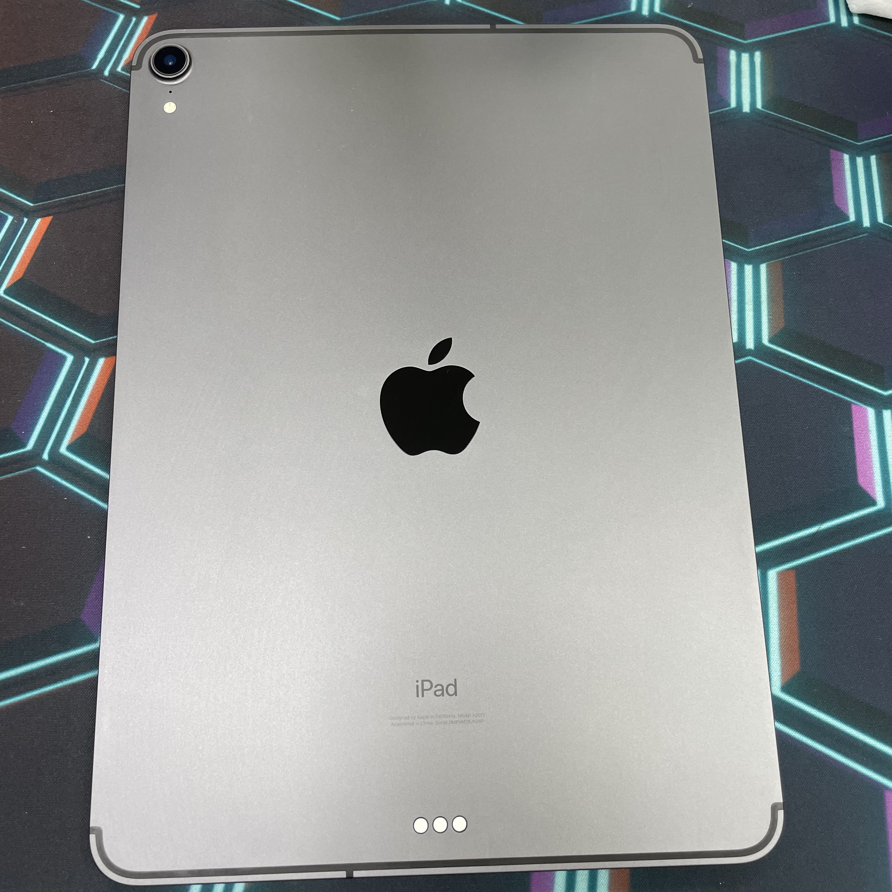 *711289 iPad Pro 1 完美機 512GB 插卡版 灰色 gray