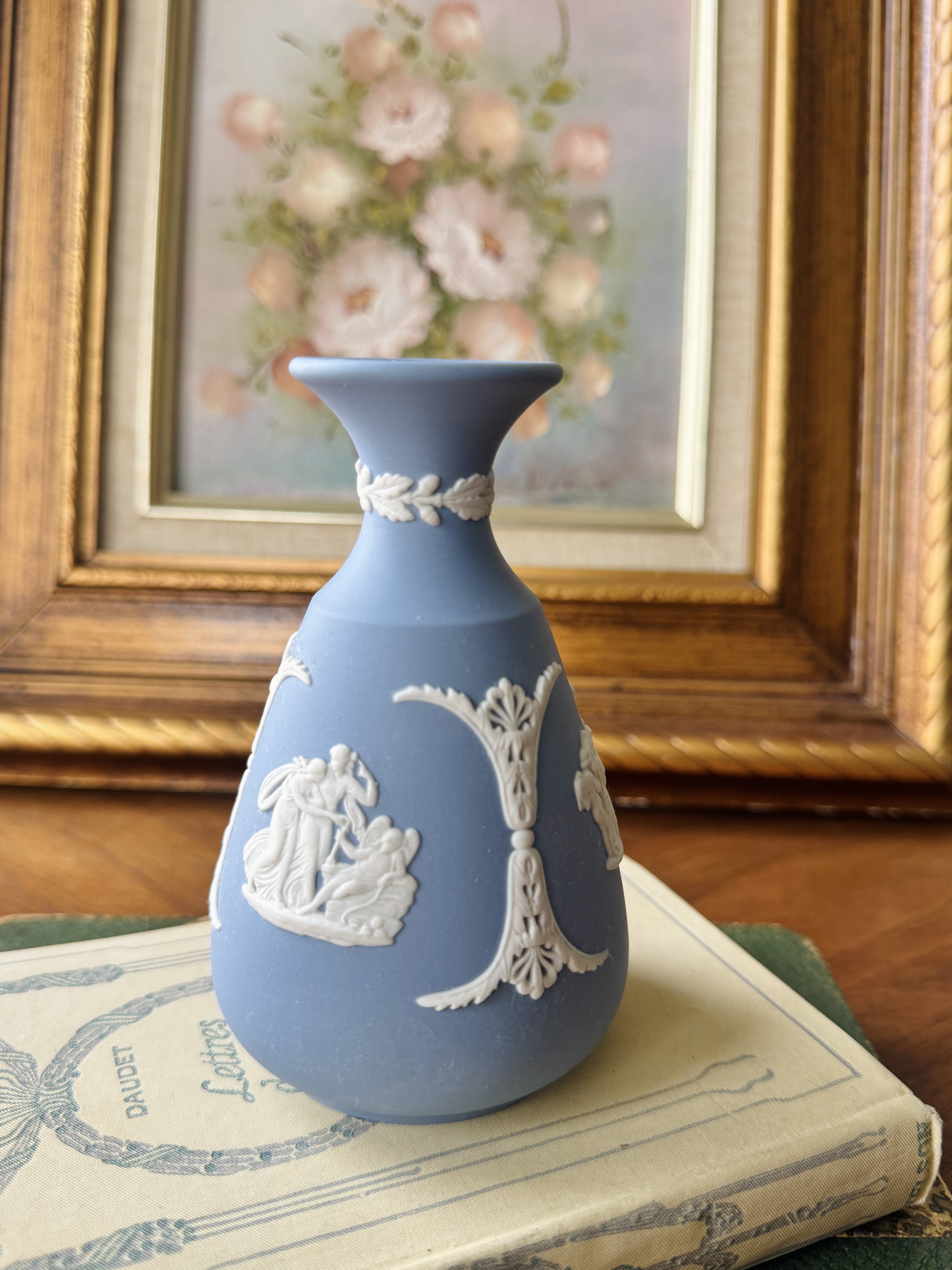 Vintage Wedgwood Blue Jasper Vase (MT2460)