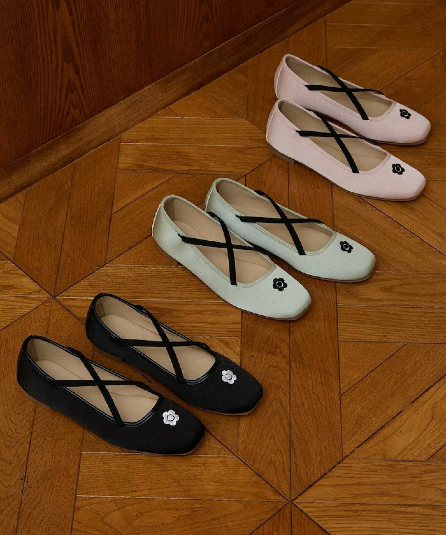 日本預訂📍日本MARY QUANT花花圖案芭蕾舞鞋 不包郵