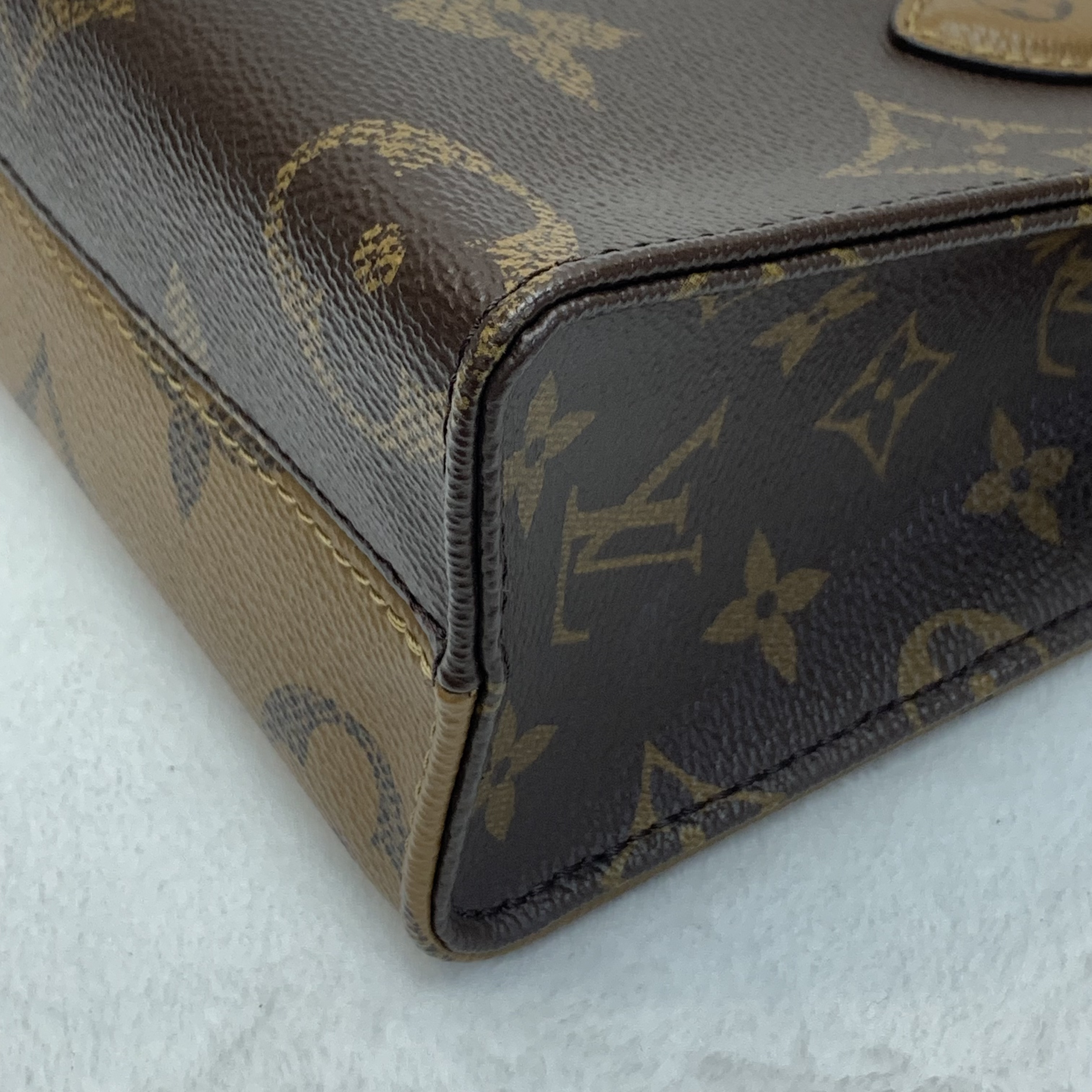 Full set LV on the go bb