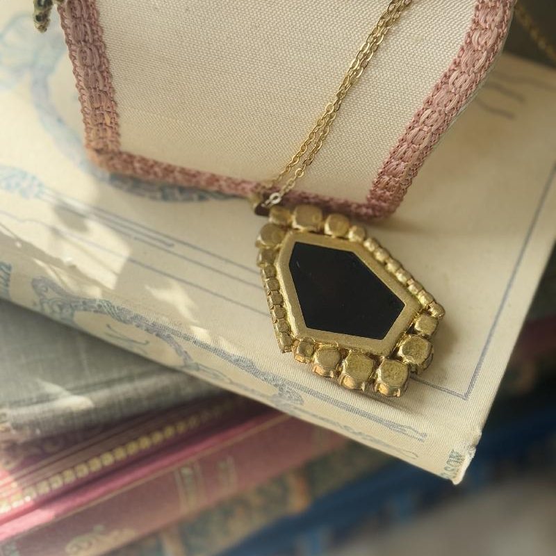 Vintage C.a. 1970s Tiger Eye Glass Asymmetrical Rhinestone Pendant Necklace from Europe (NZ045)