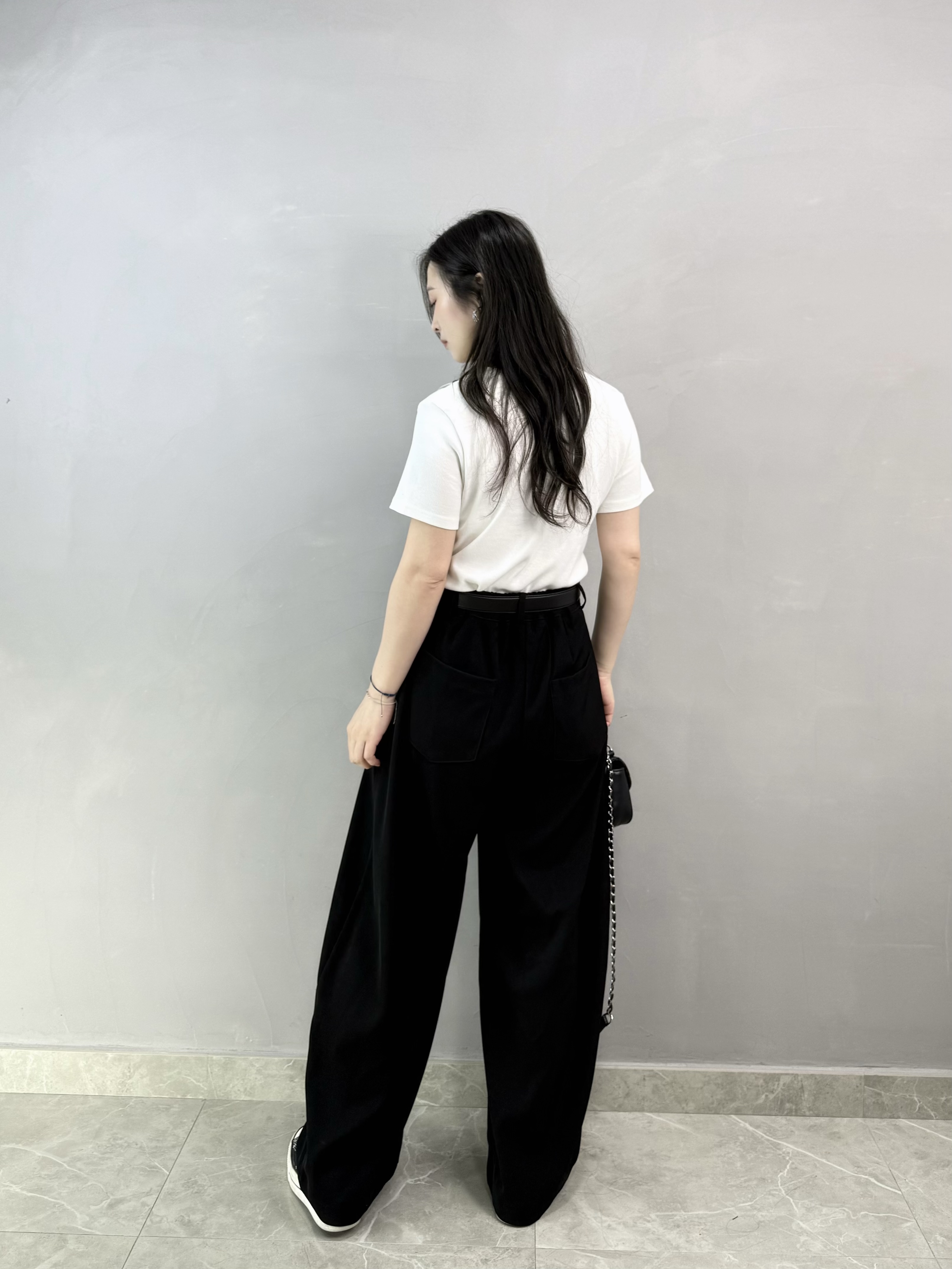 L82 假兩件Lace數字Tee