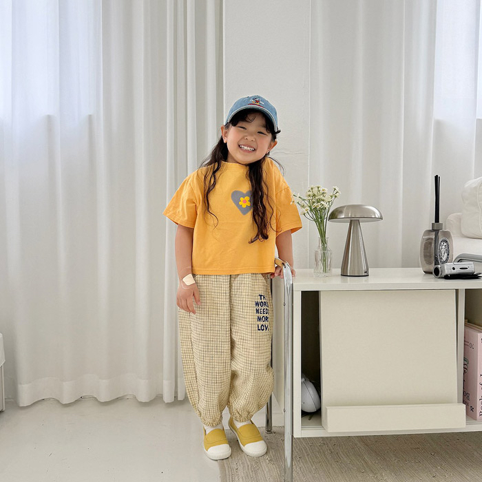 🇰🇷middle name tee