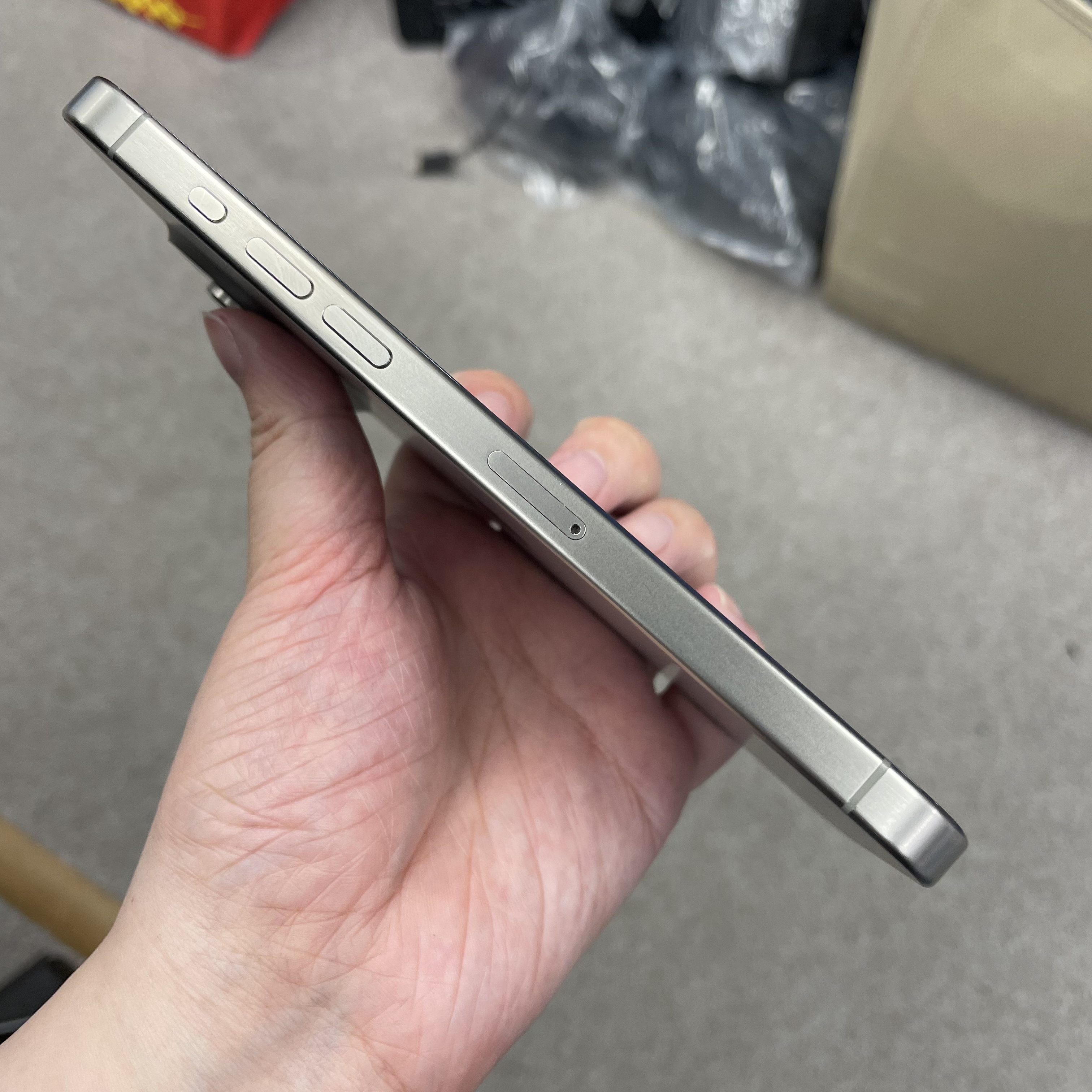 *6295 15 Promax 勁靚機 256GB 電85 原色 gray