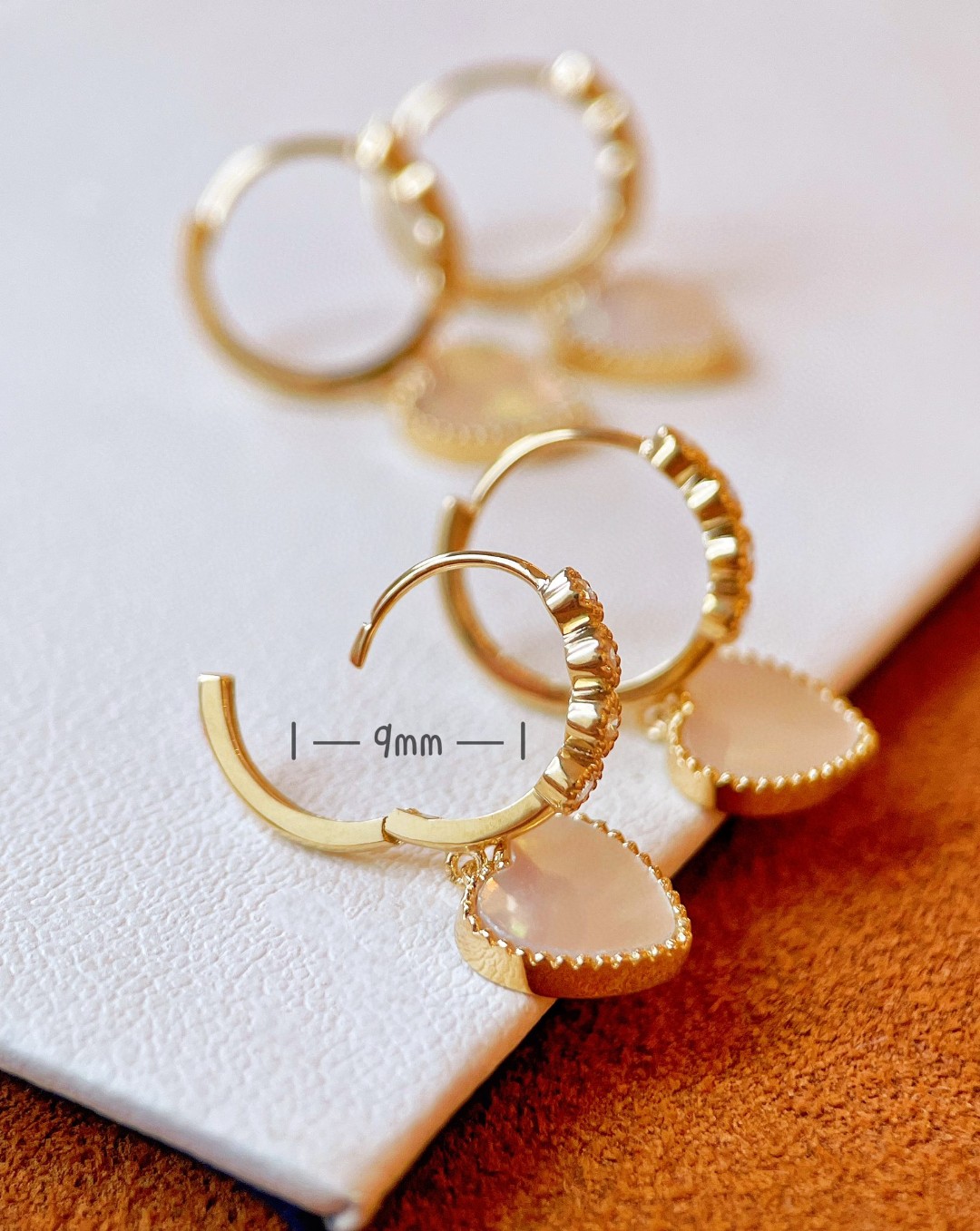 18K Mother of Pearl Diamond Earrings 