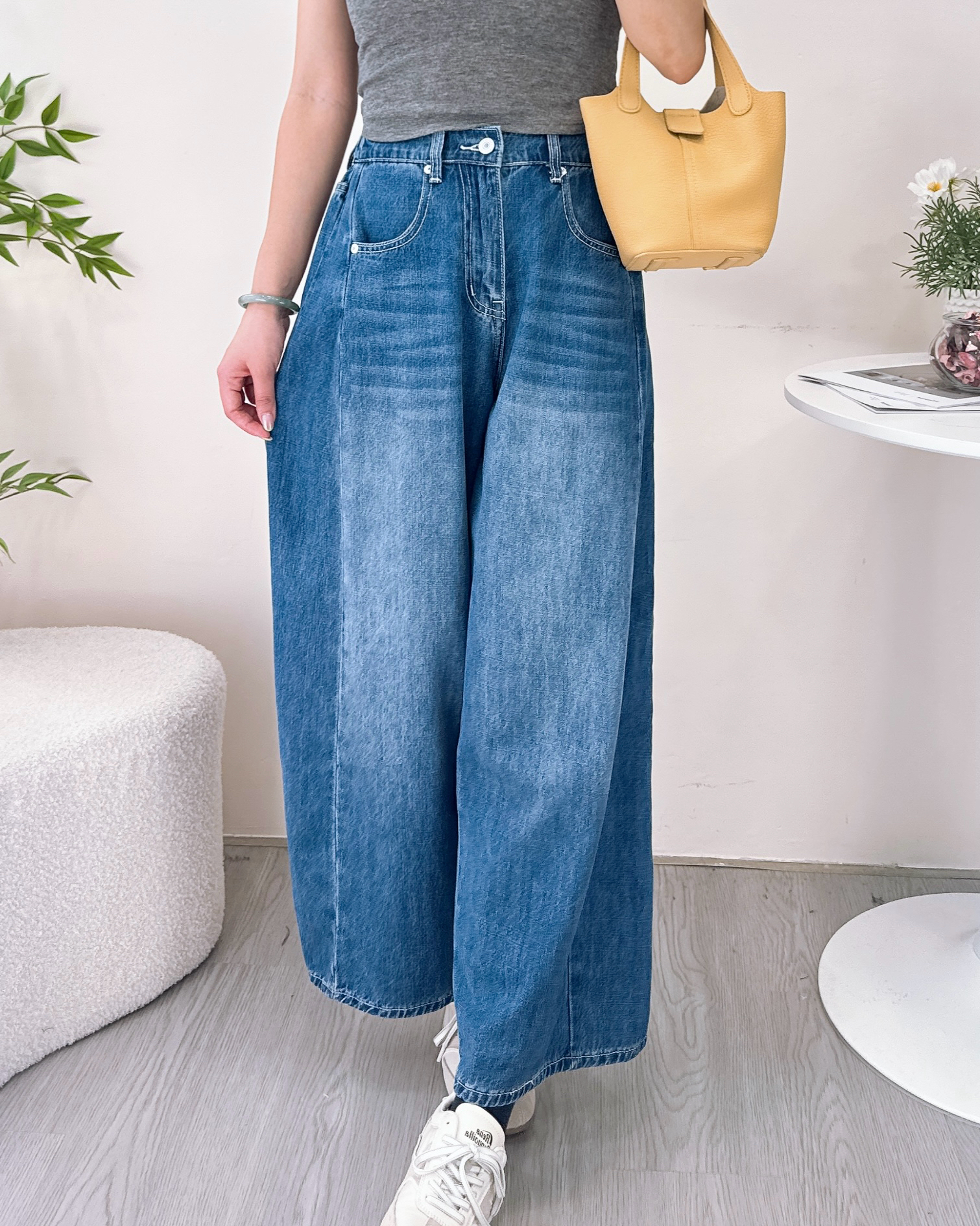 薄身型格日式寬鬆牛仔褲