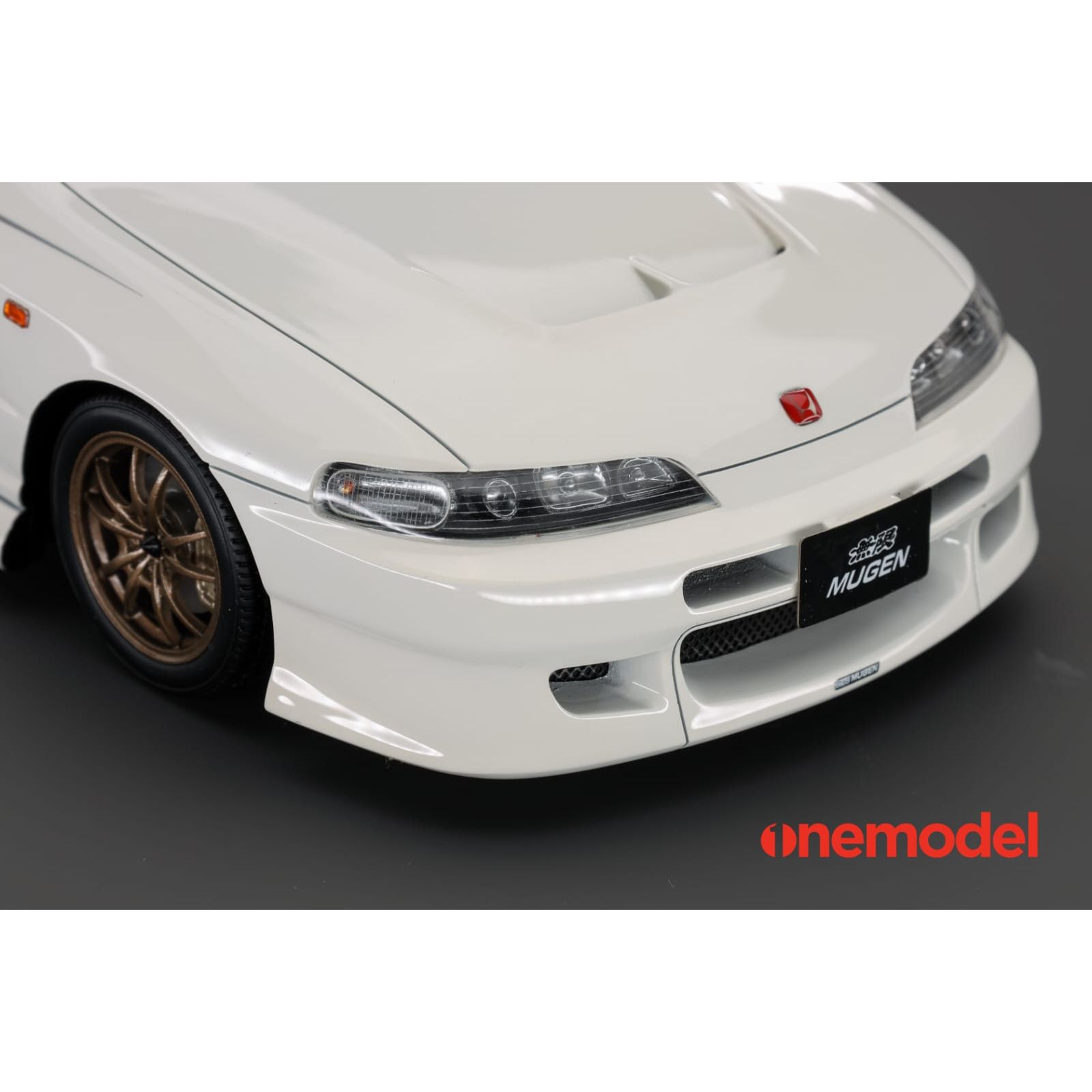 PRE-ORDER (Deposit) - 1/18 Honda Integra DC2 Mugen White | RC-MODEL