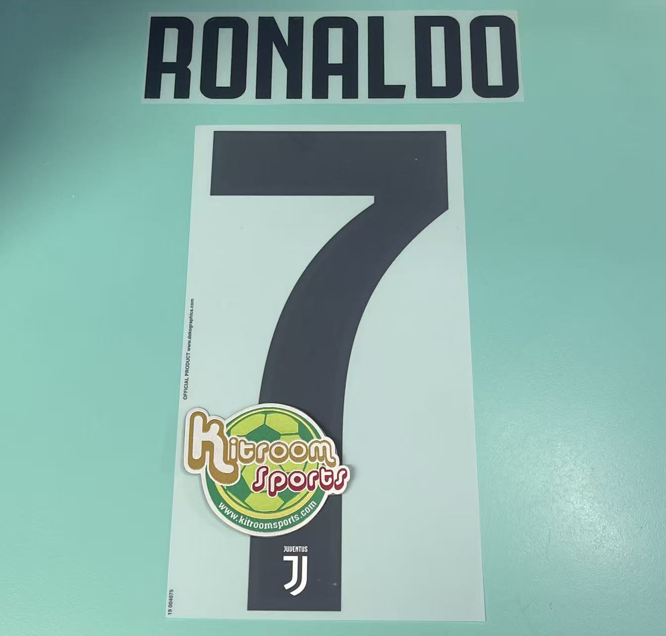 2018-19 Juventus Home Nameset #7 RONALDO