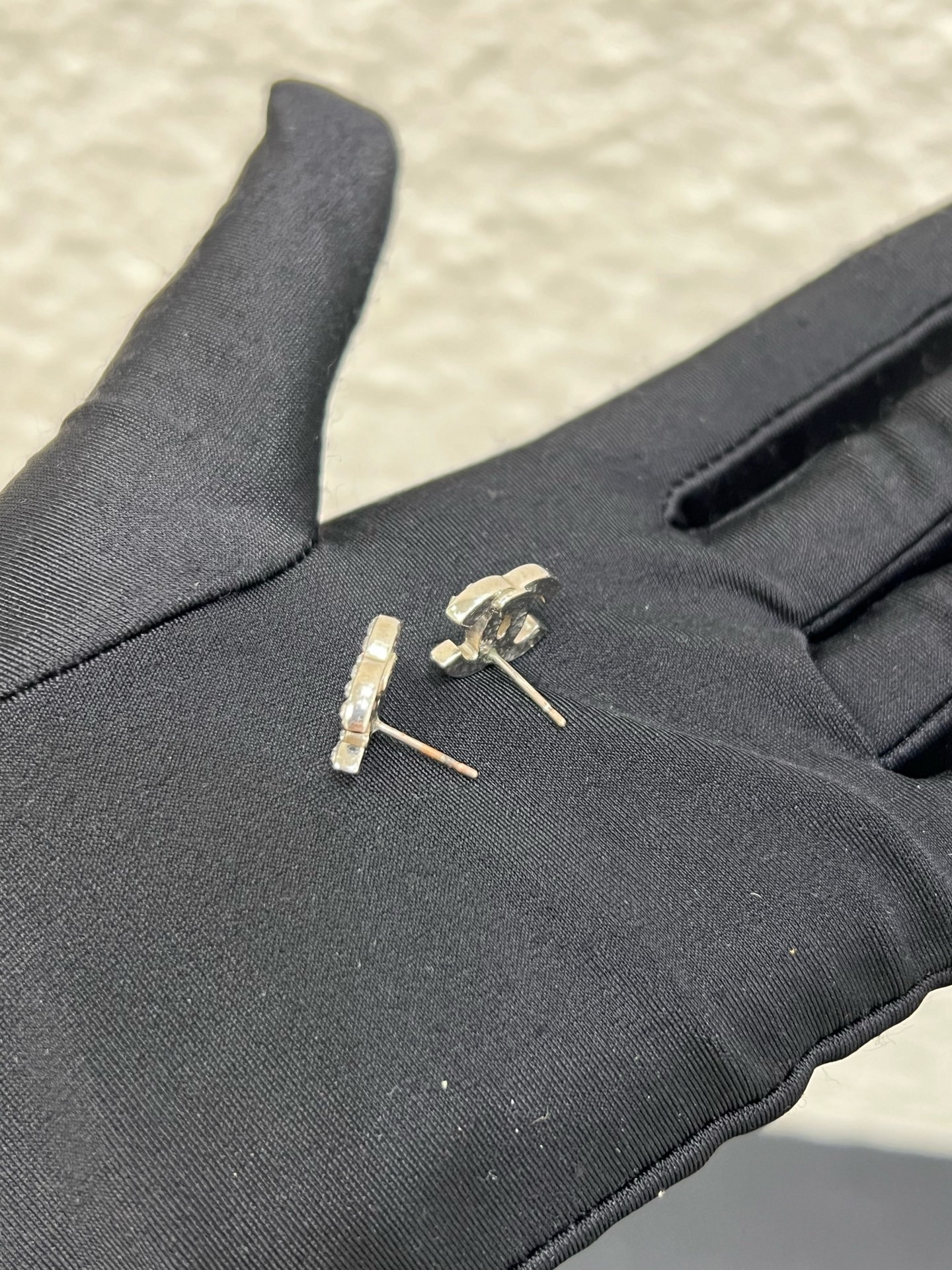 【預訂貨品】CHANEL經典雙C水鑽耳環