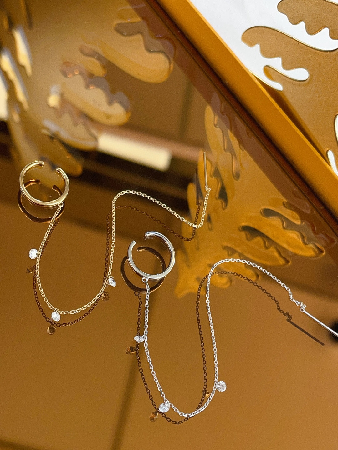 18K Diamond Ear Cuff
