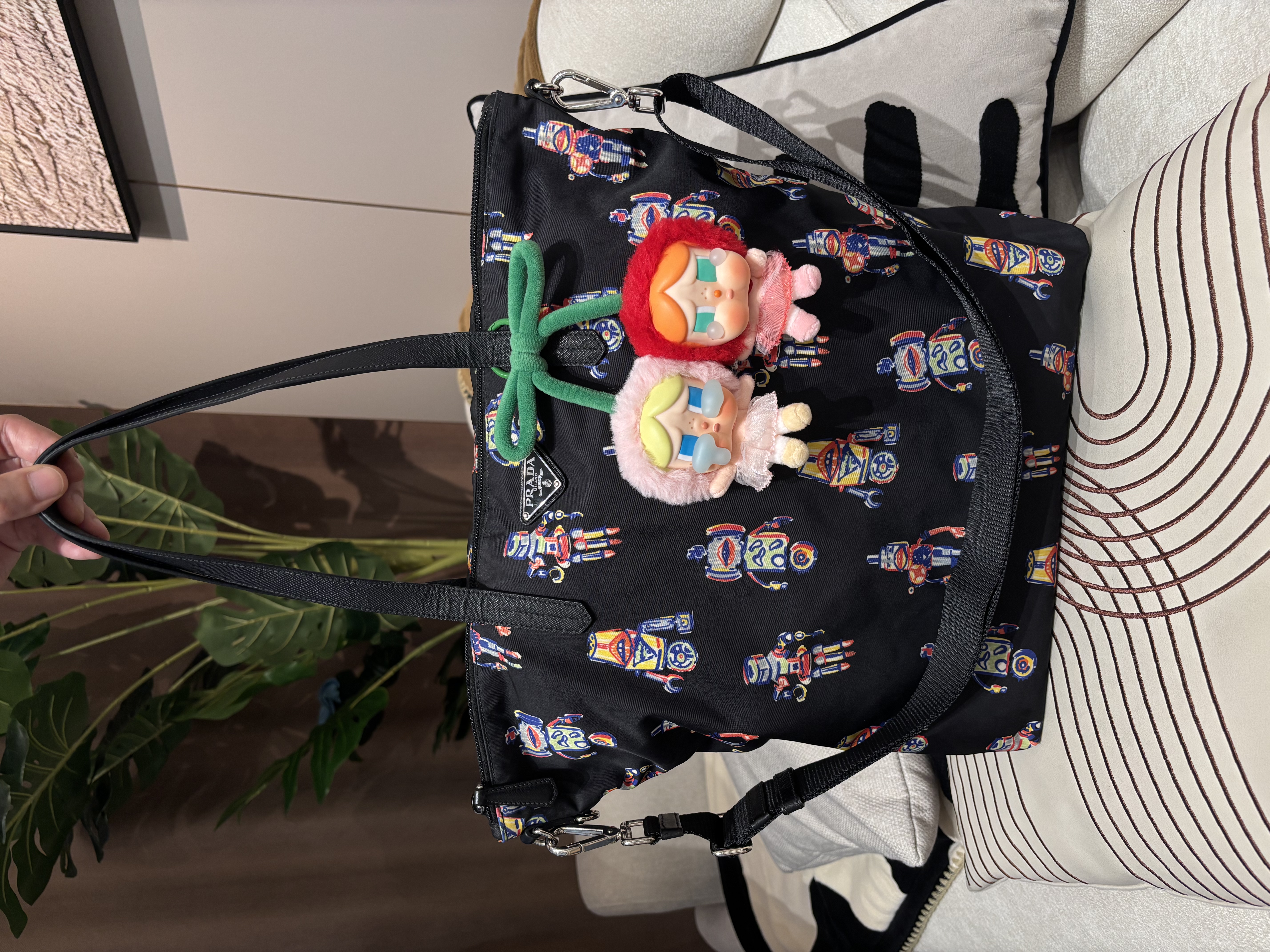 Prada nylon 2way bag 100%Authentic,95%new  ✅strap 