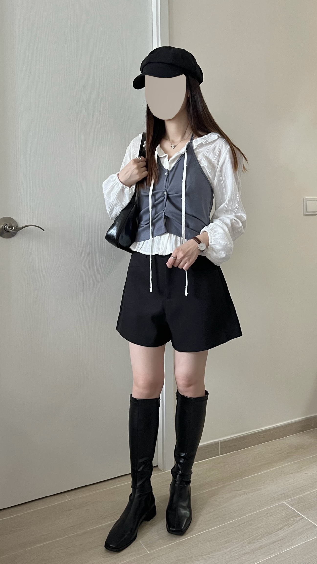 韓妹必備掛脖背心 