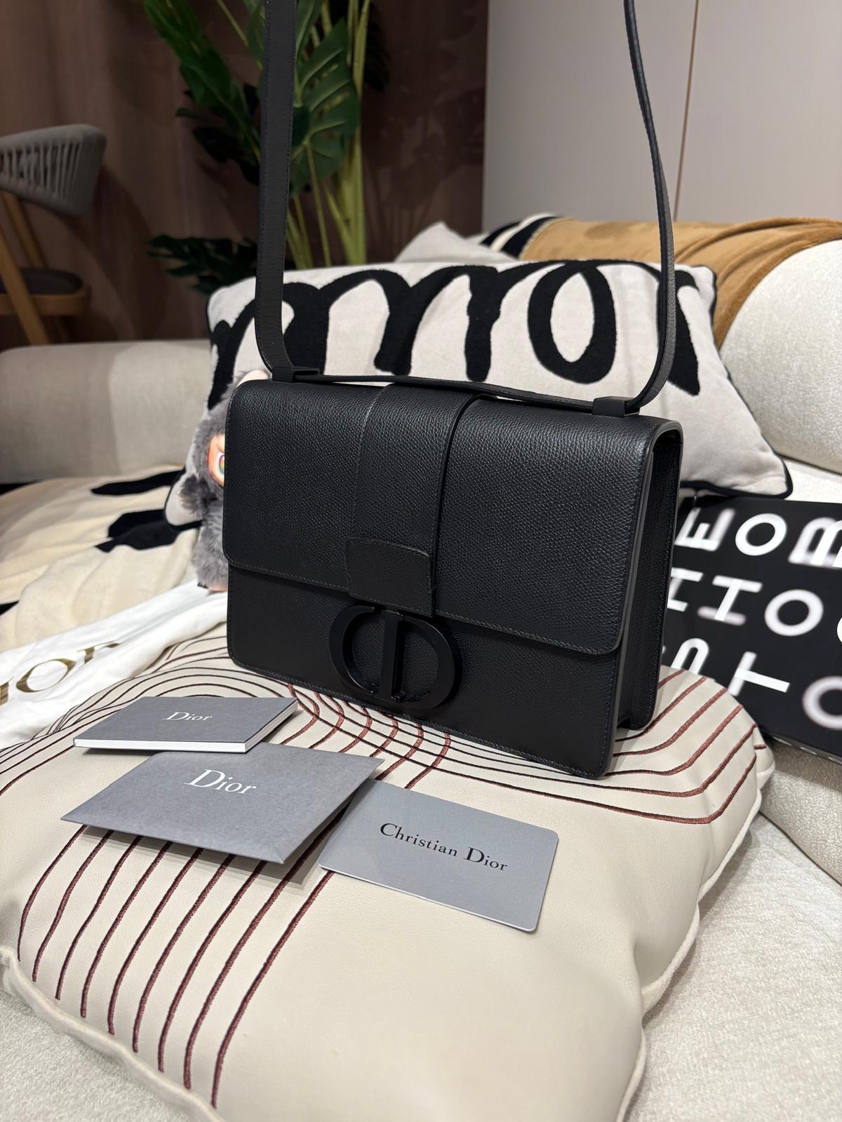 未使用品 Dior 30 Montaigne so black 粒面牛皮 100%Authentic ,未使用品  ✅ certificate ✅塵袋✅BOX