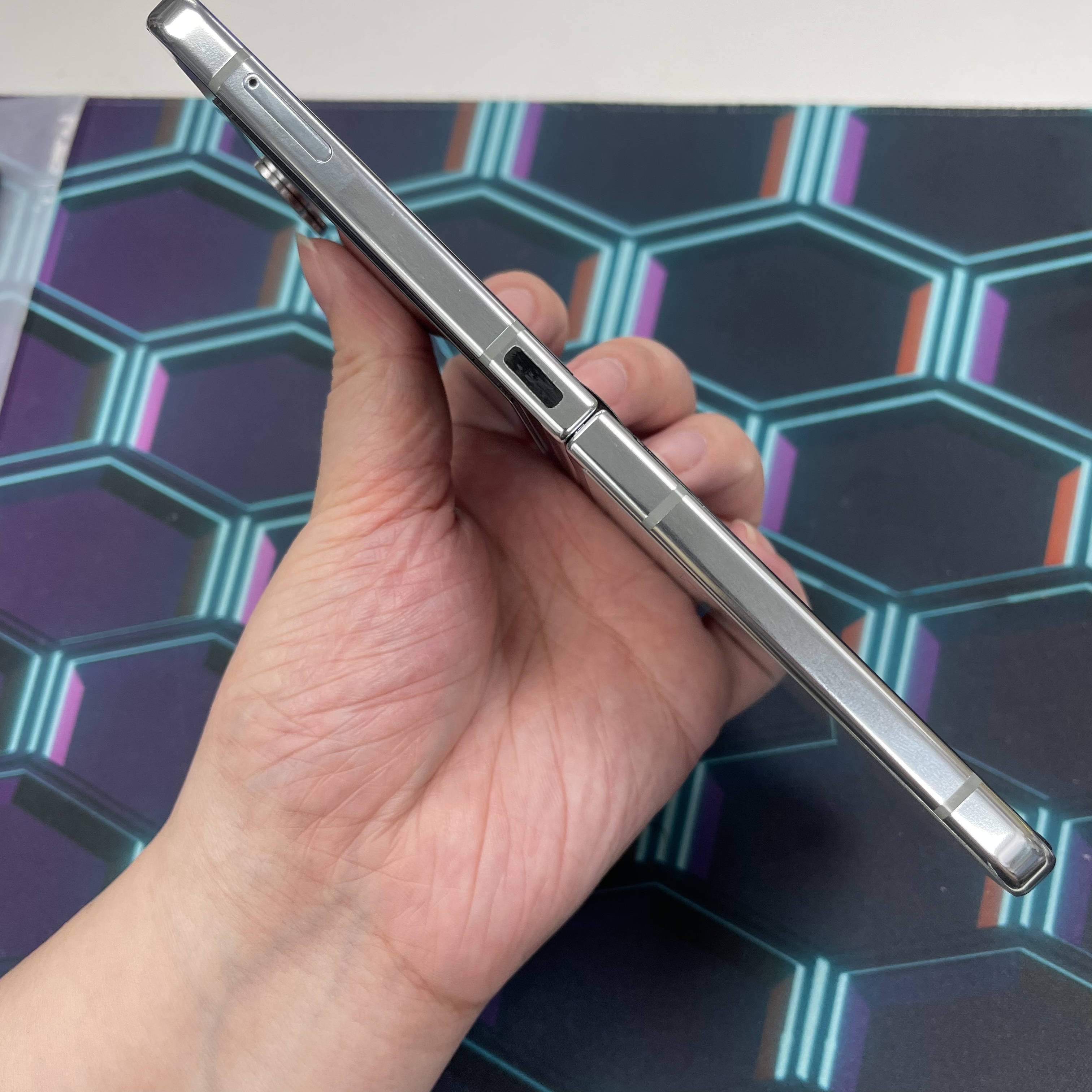 *6397 Galaxy Z Filp 5 勁靚機 8+512GB 綠色 green