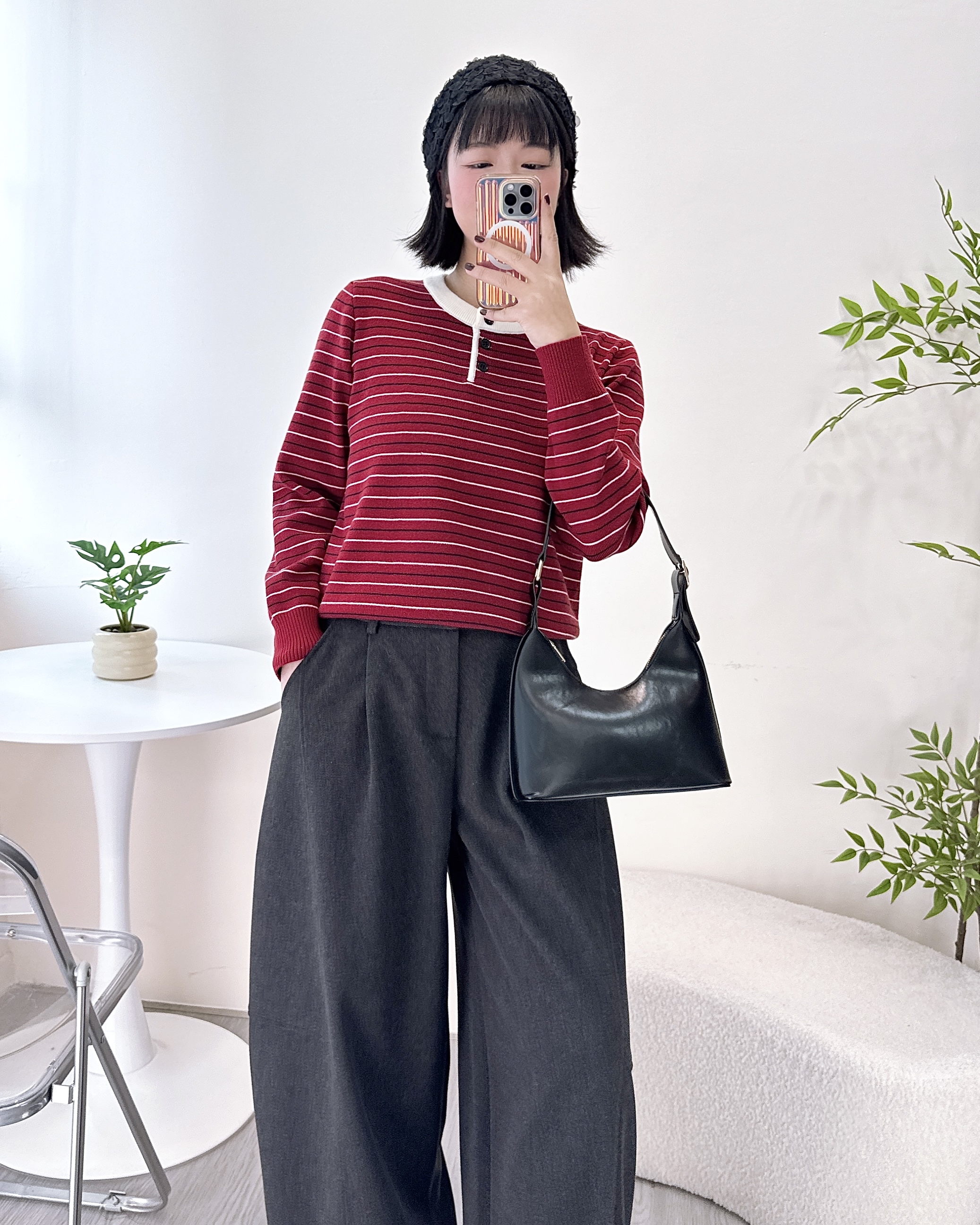 橫間鈕扣薄針織上衣 2色