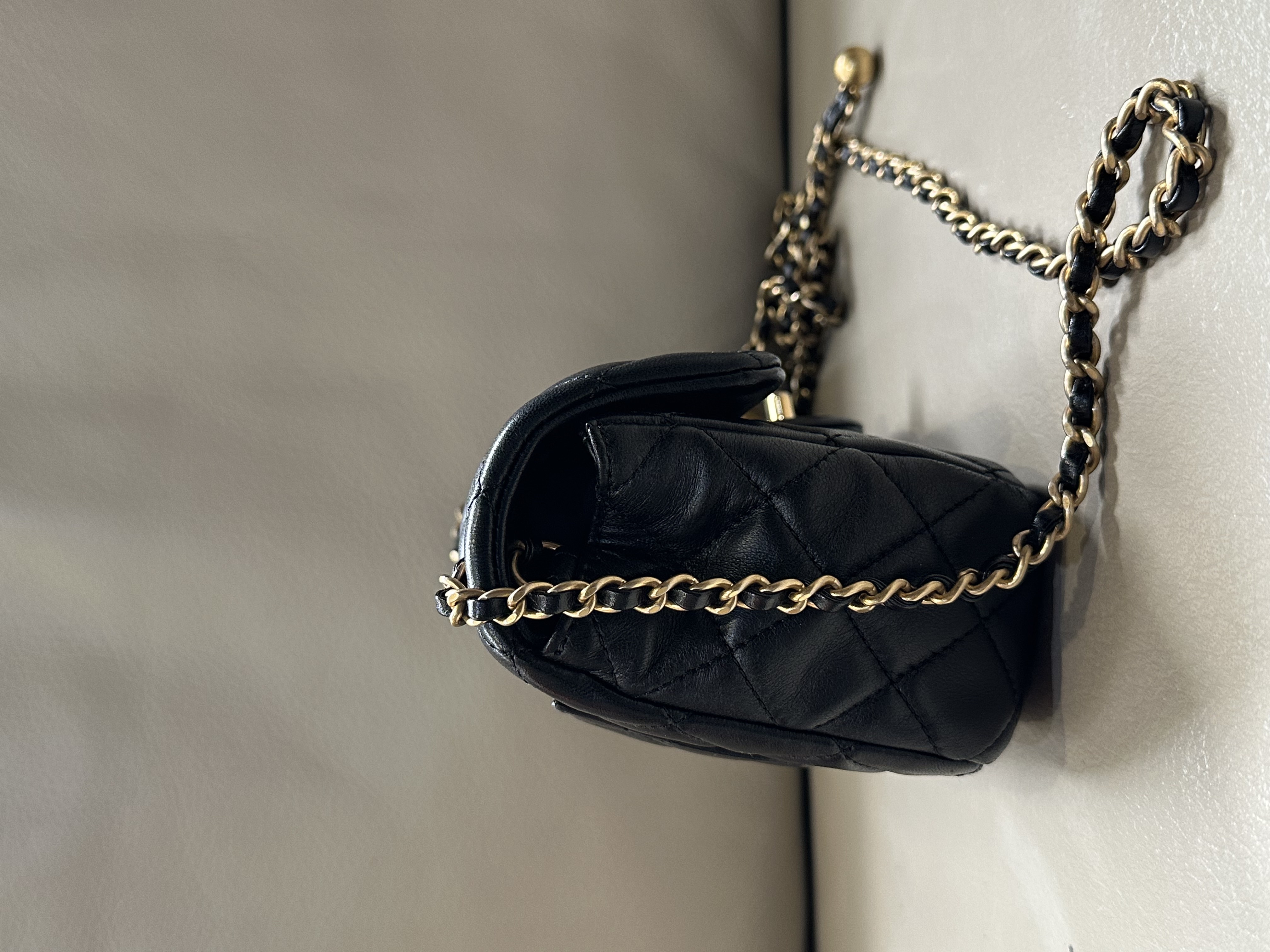 Pre-owned Chanel Mini Rectangular Pearl Crush Flap Bag / Product code :26040514