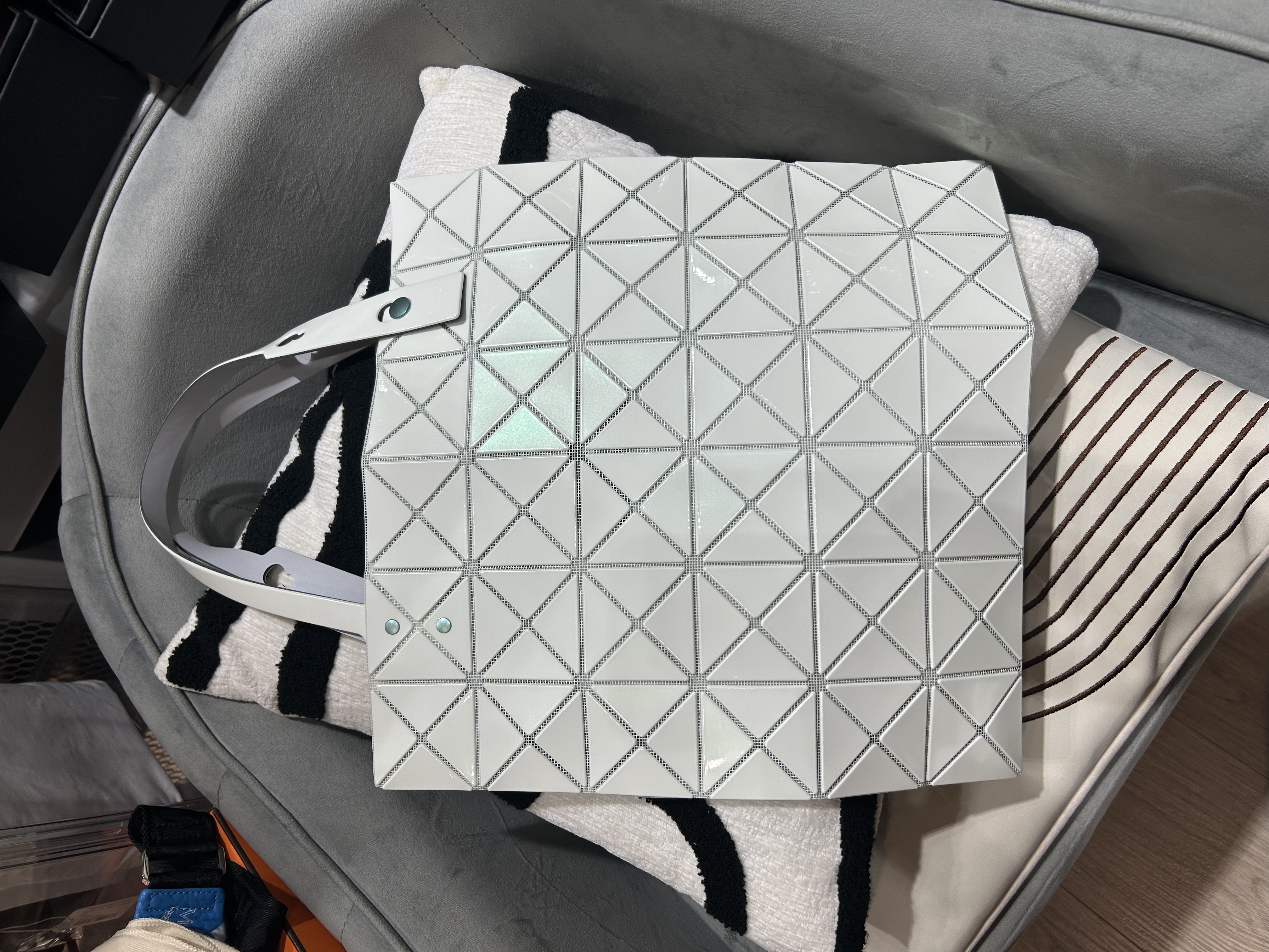 未使用品 Issey Miyake Bao Bao Tote Bag 100%Authentic, Unused 未使用品 ☑️ certificate ☑️Dust bag
