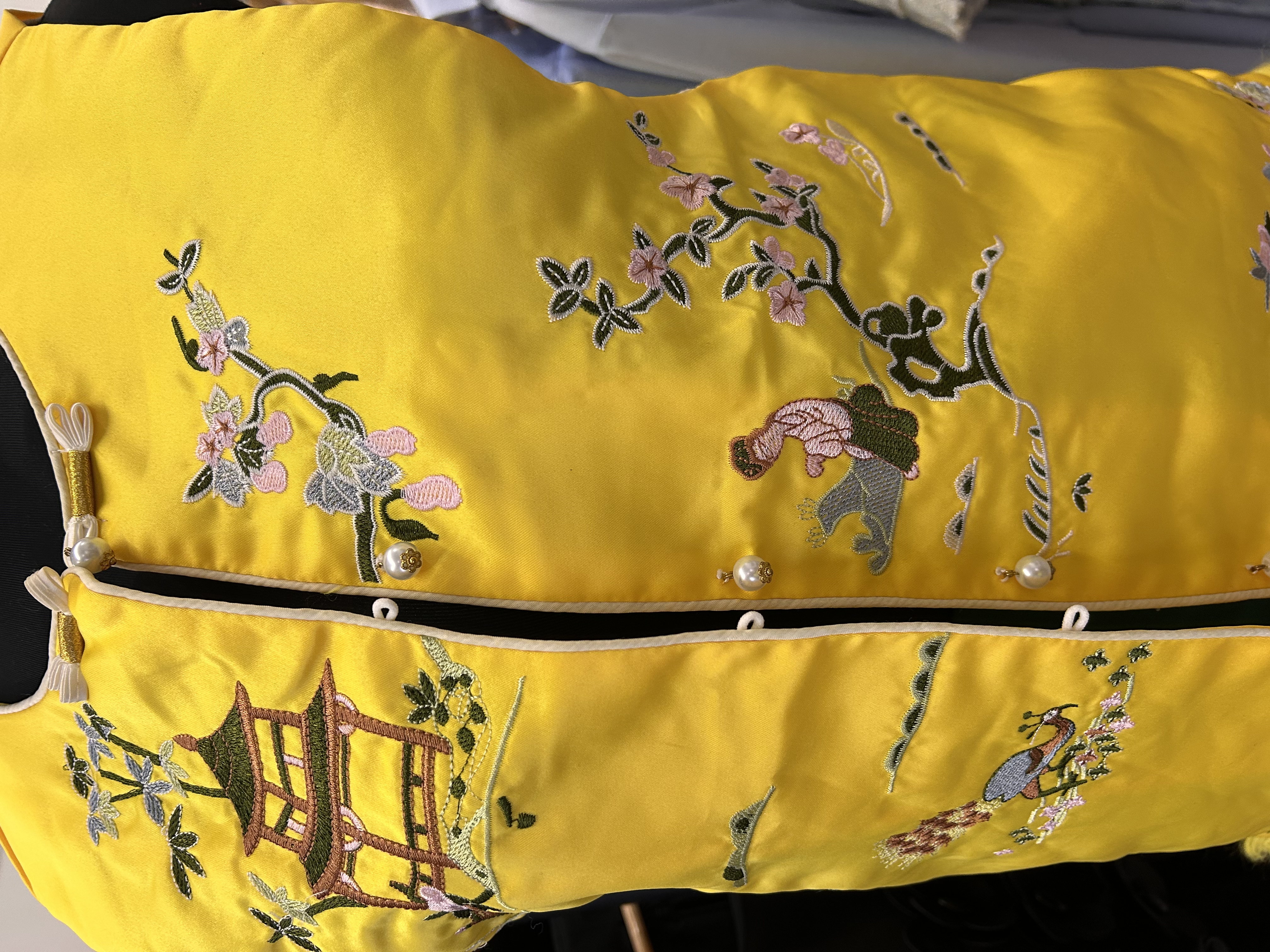 562.WB Tang Suit Vest Jacket Yellow