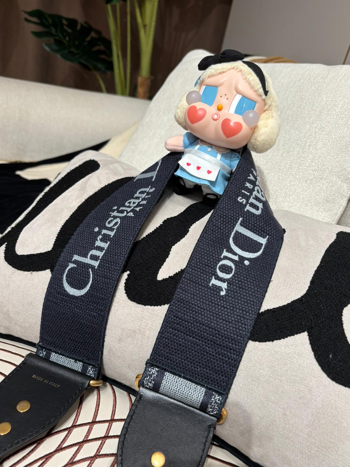CHRISTIAN DIOR BAG STRAP Dior肩帶 90 cm 100%Authentic ,98%new