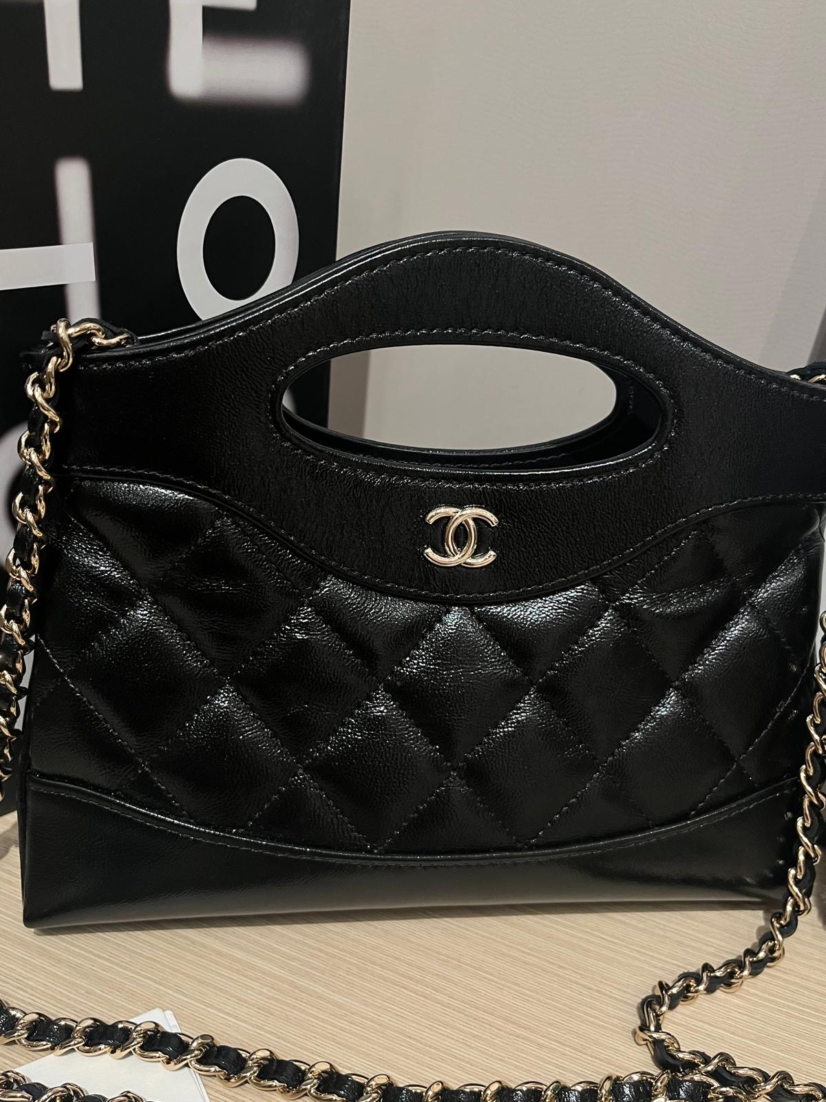 Chanel nano 31 calfskin 2way bag 100%Authentic ,98%New ✅專門店收據✅晶片✅dust bag✅box