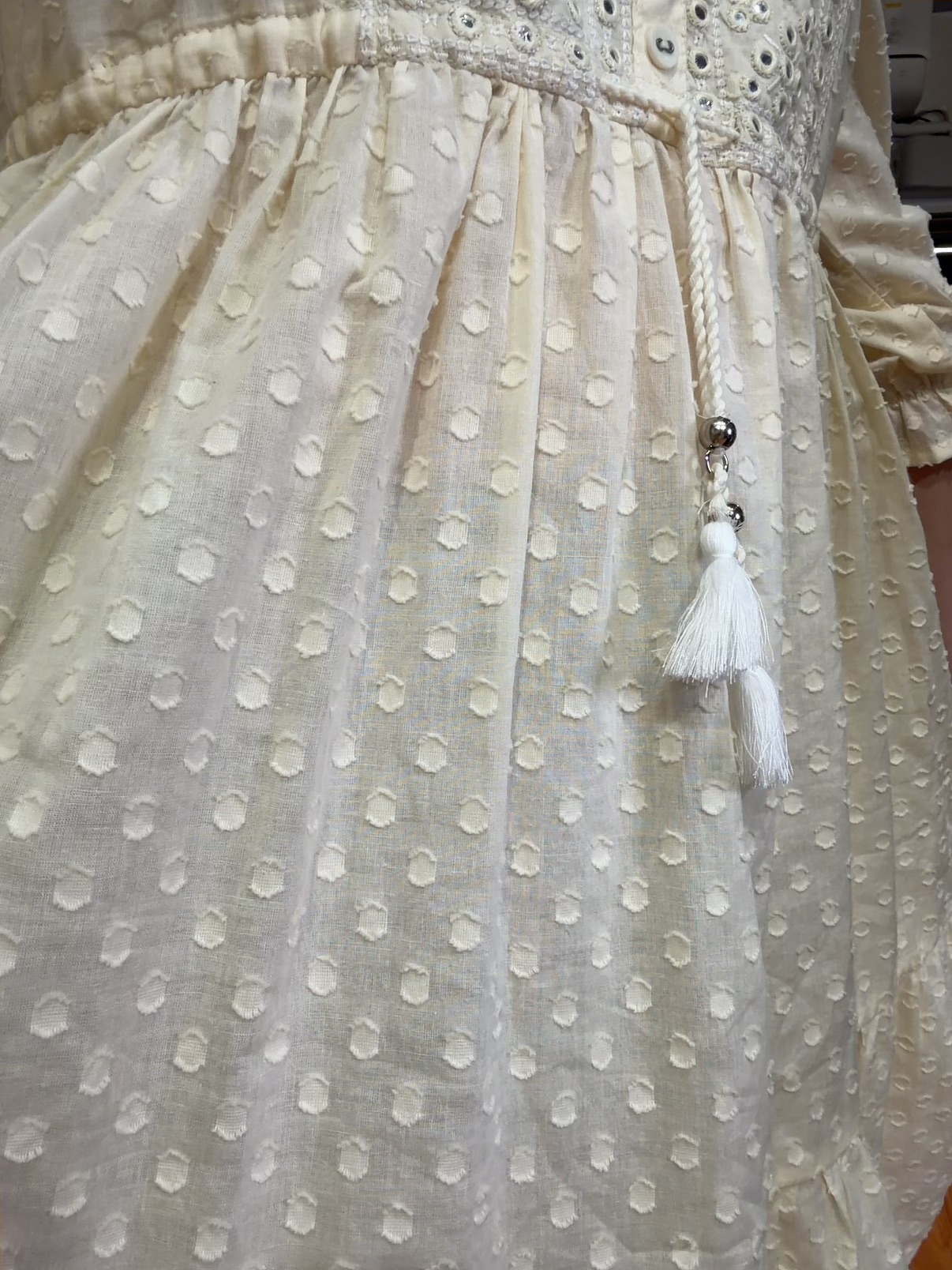 2223 Beige with Mirror Emb Short OP 35"